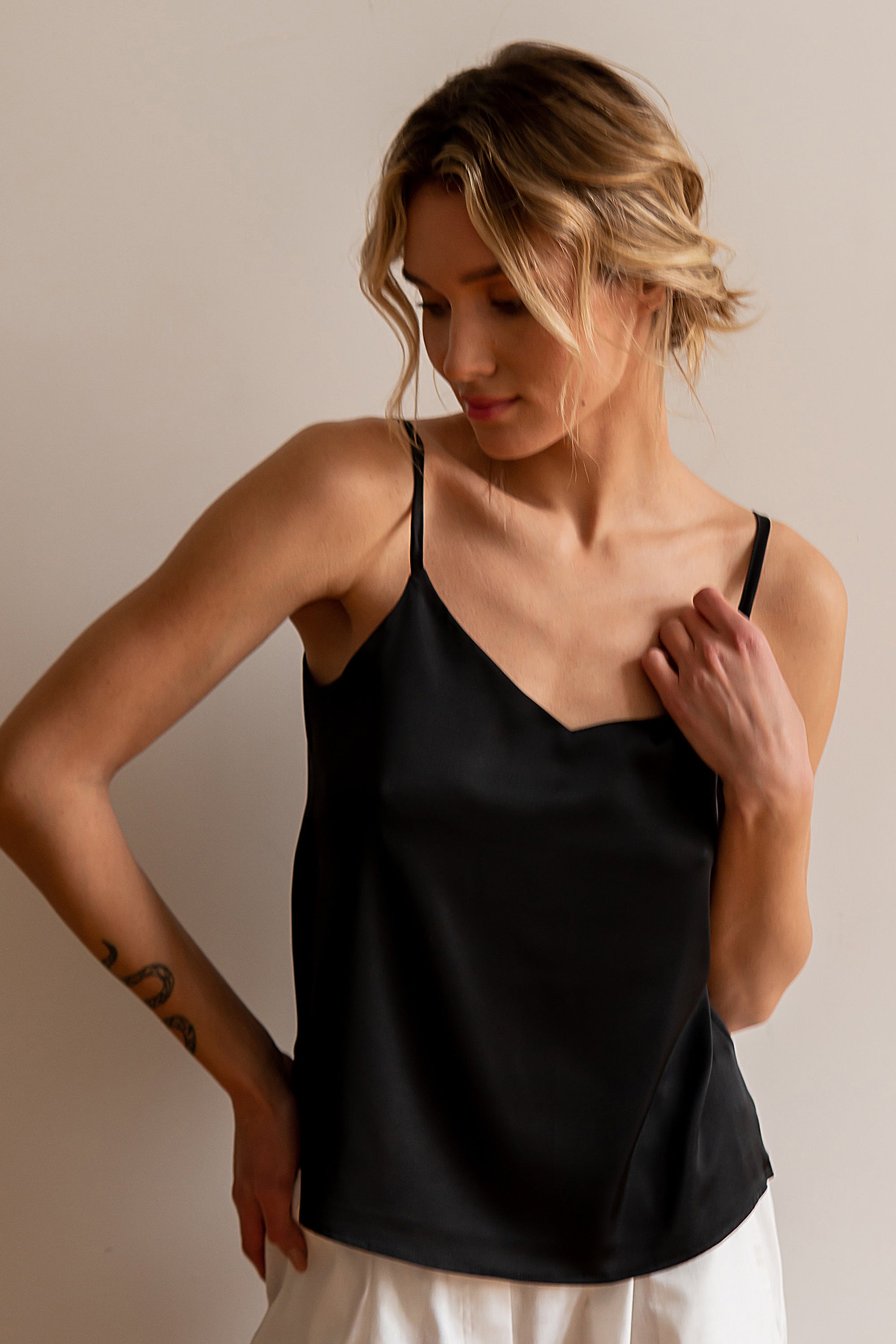 Шелковая майка Crow SH0082-16-70