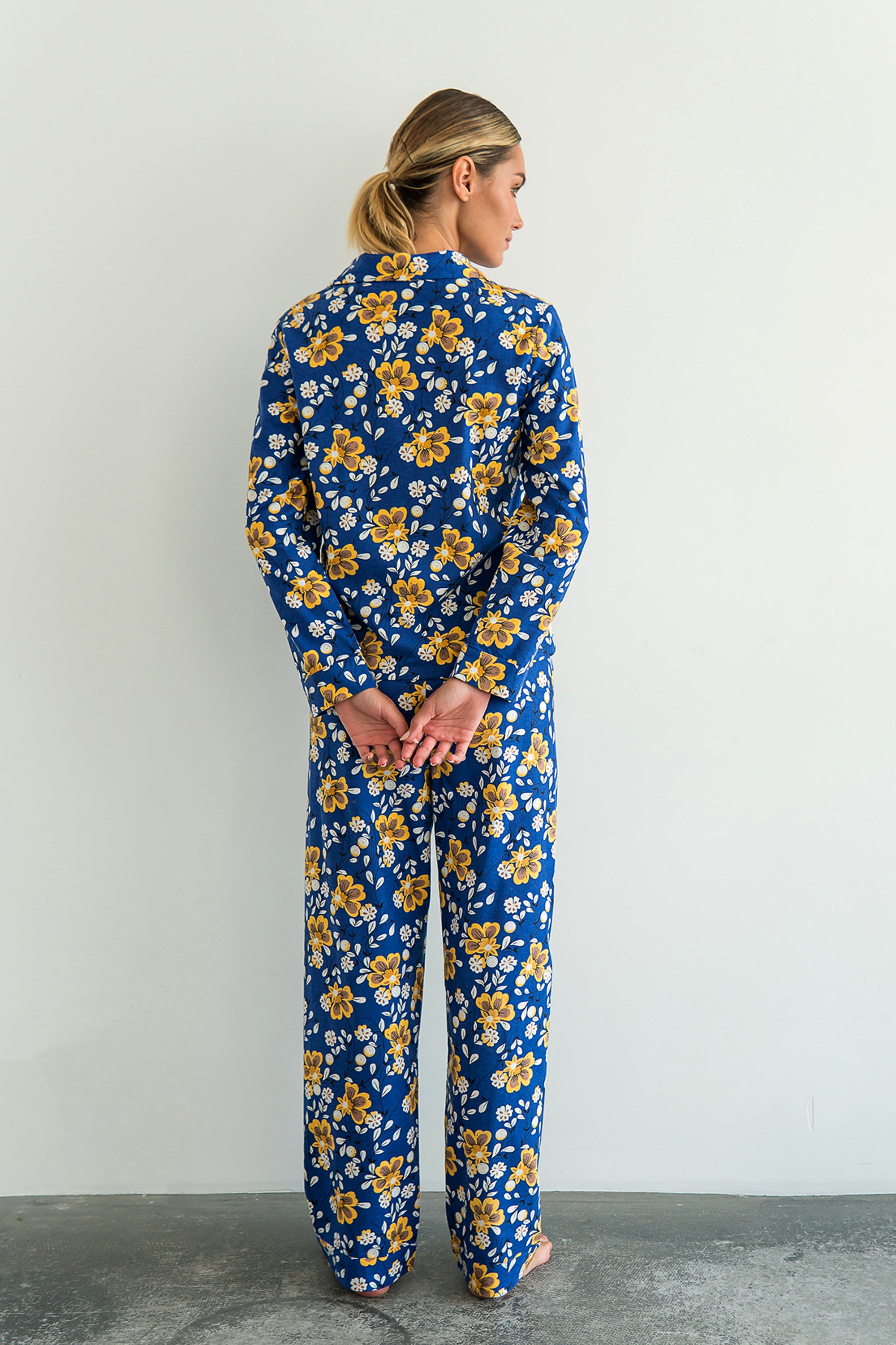 Фланелевая пижама с цветами Romano FL0057-71-69