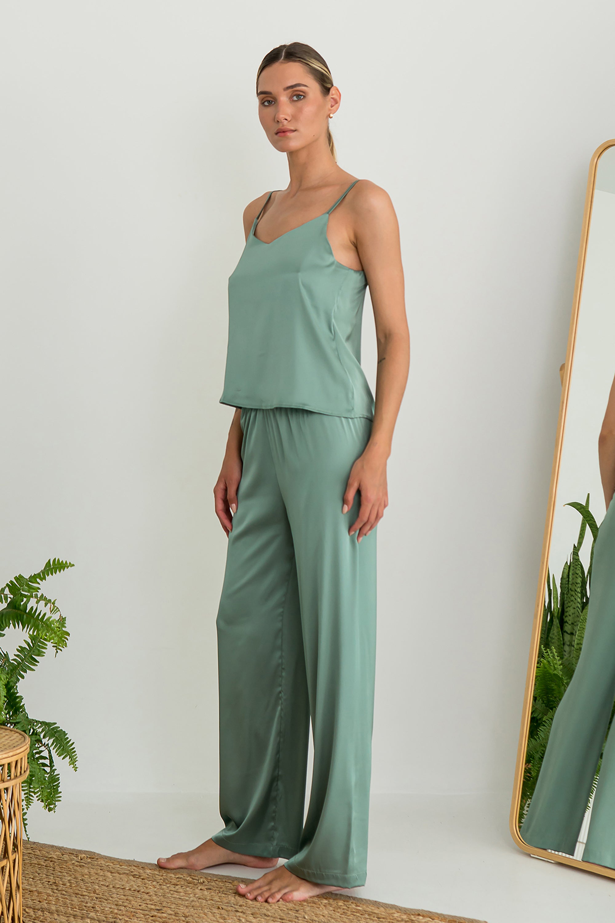 Шелковый комплект для дома с брюками Shalfey SH0048-17-79