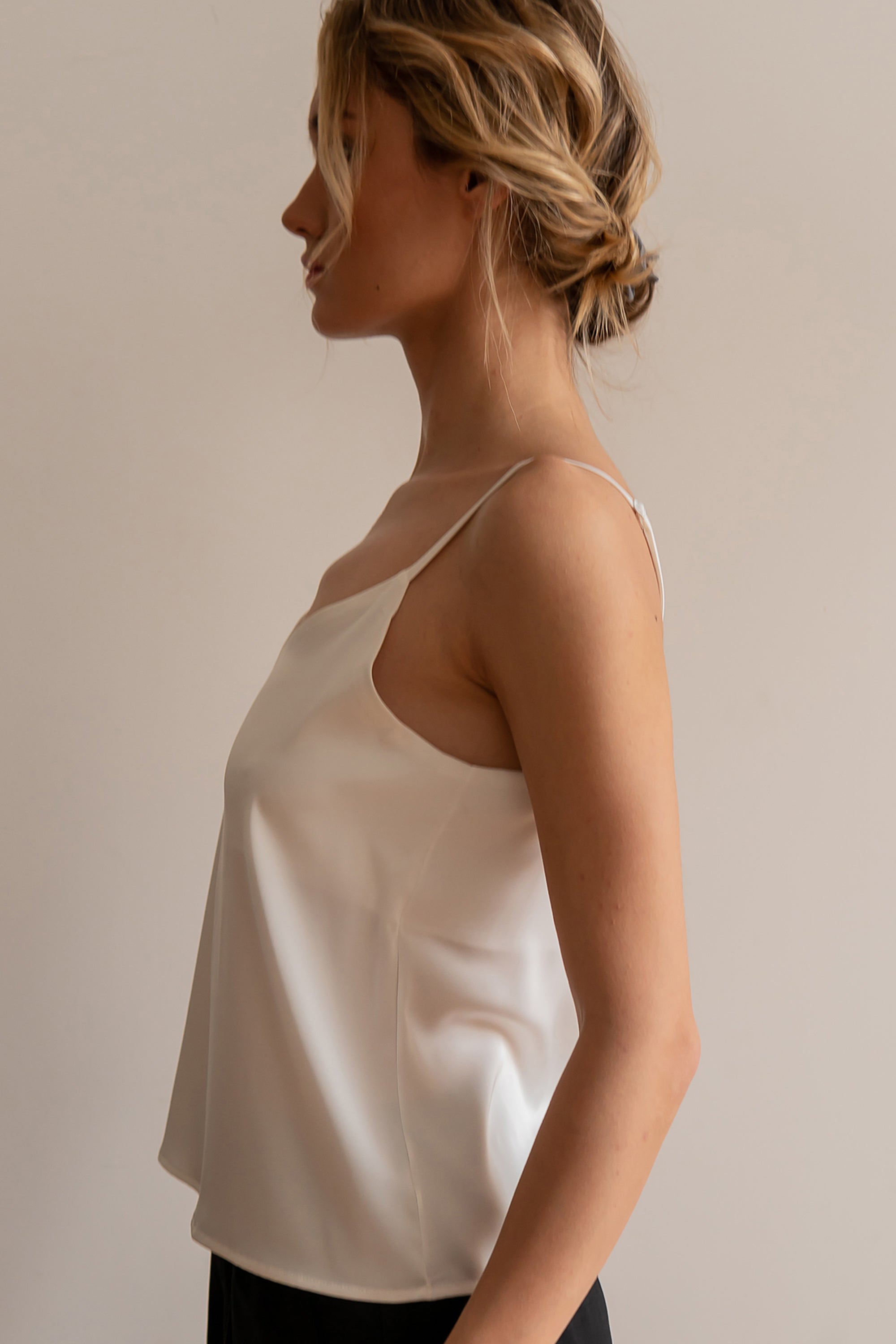 Майка шовкова Swan SH0082-09-70