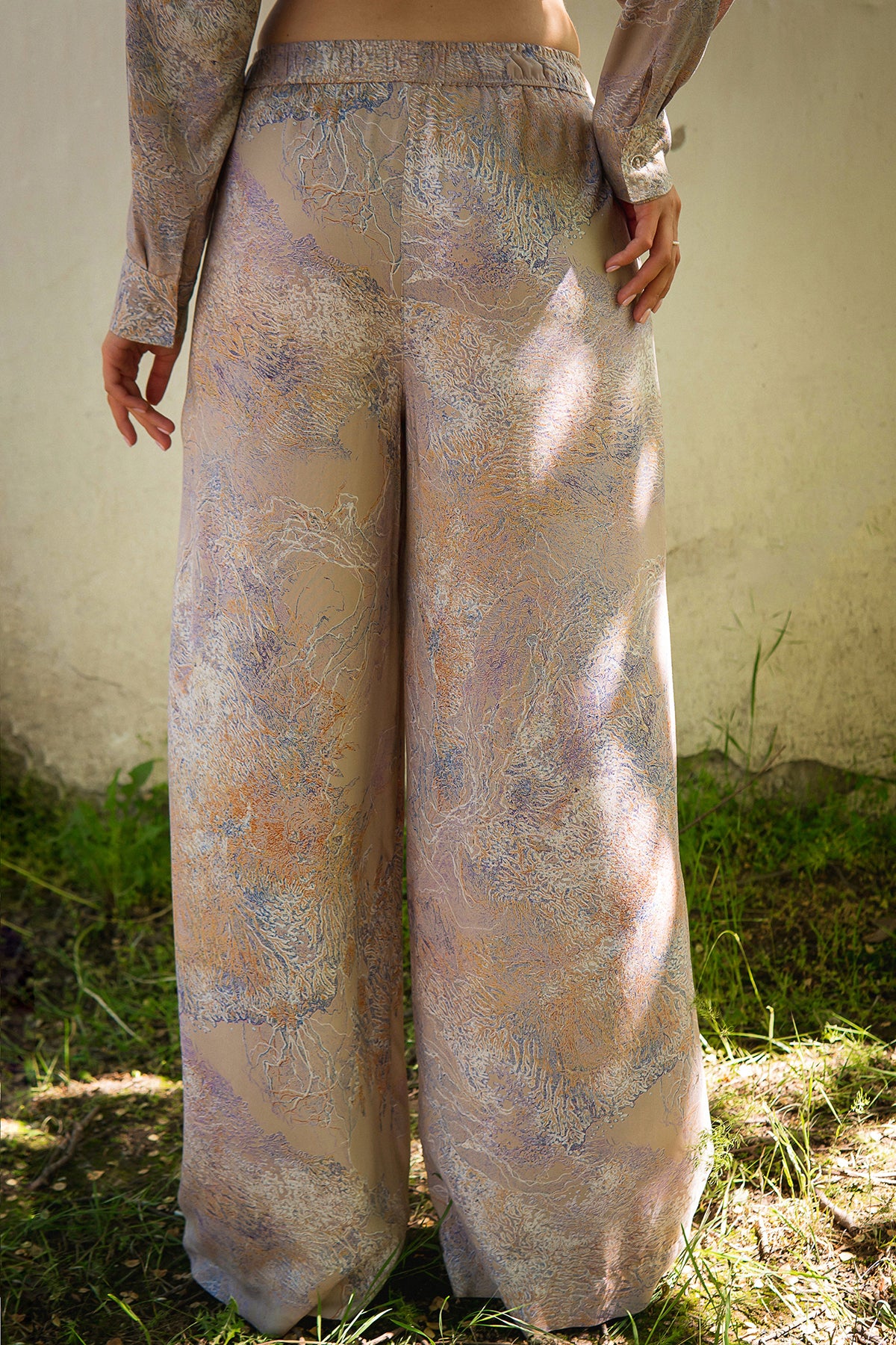 Брюки с защипами из штапеля Veronique VS0072-27-09 beige