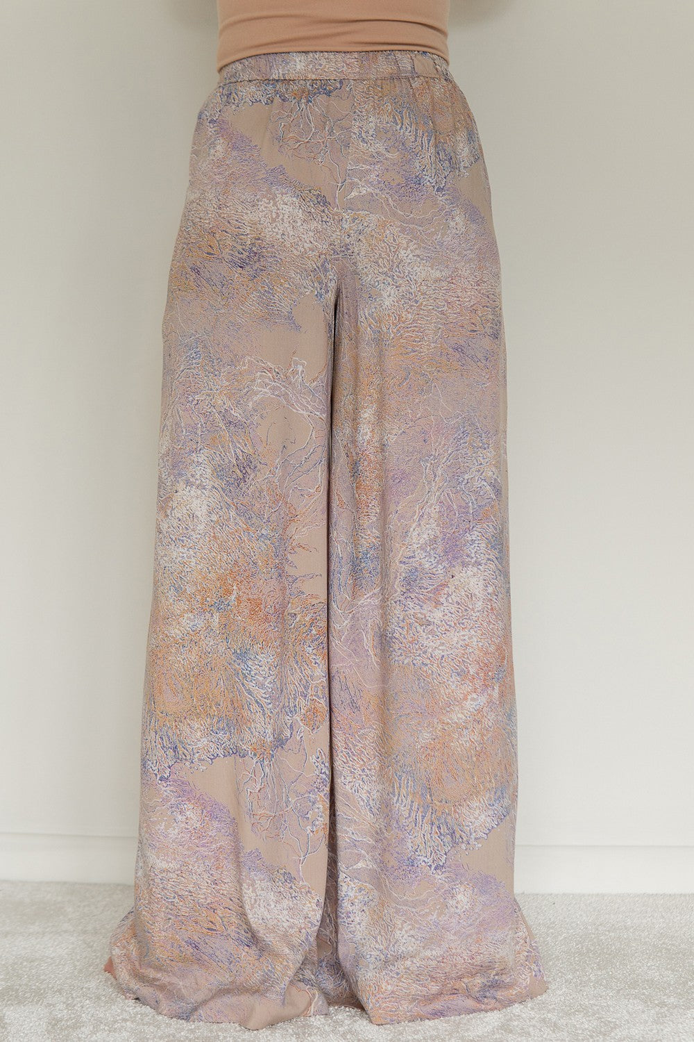 Брюки с защипами из штапеля Veronique VS0072-27-09 beige