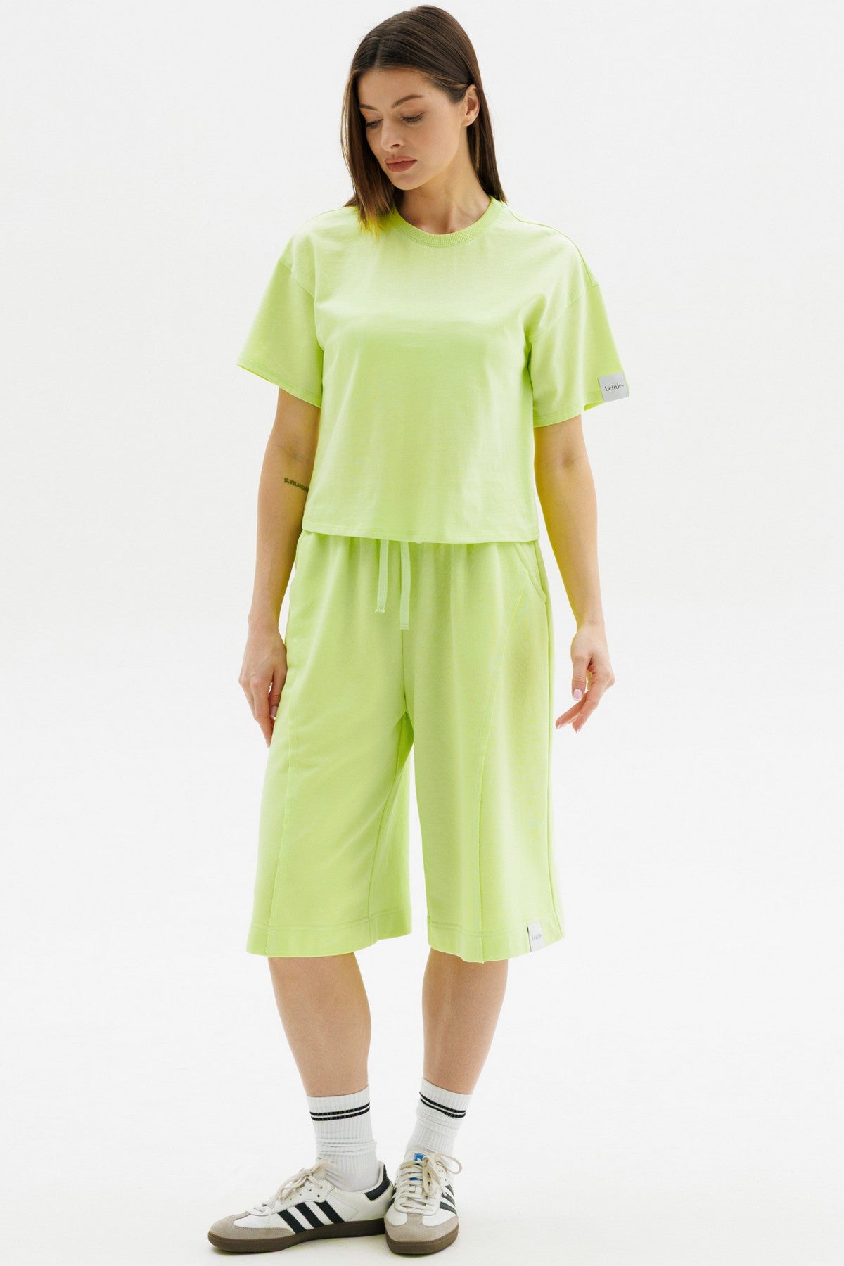 Укороченная футболка 1794/12047