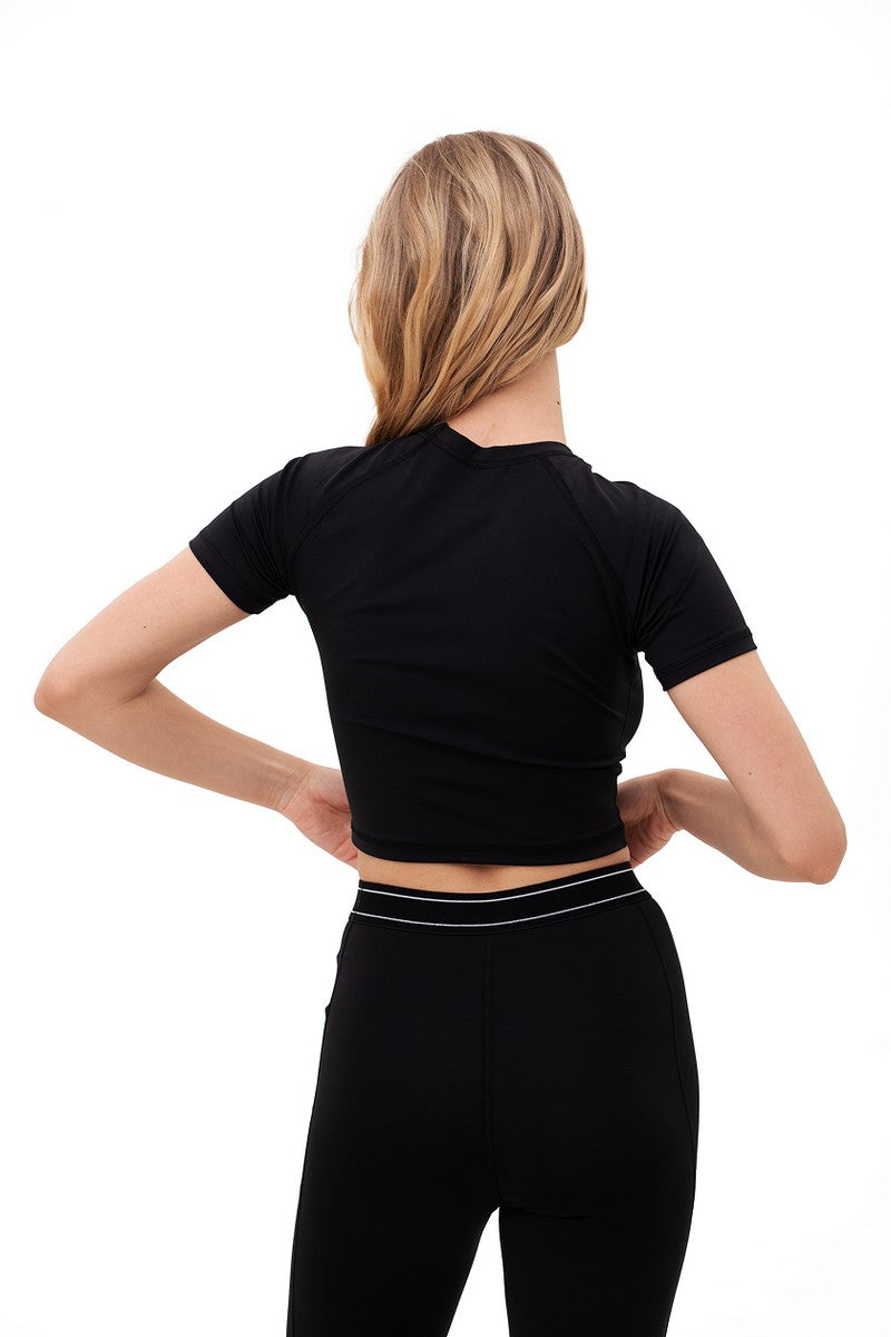 Укороченная футболка L023 black