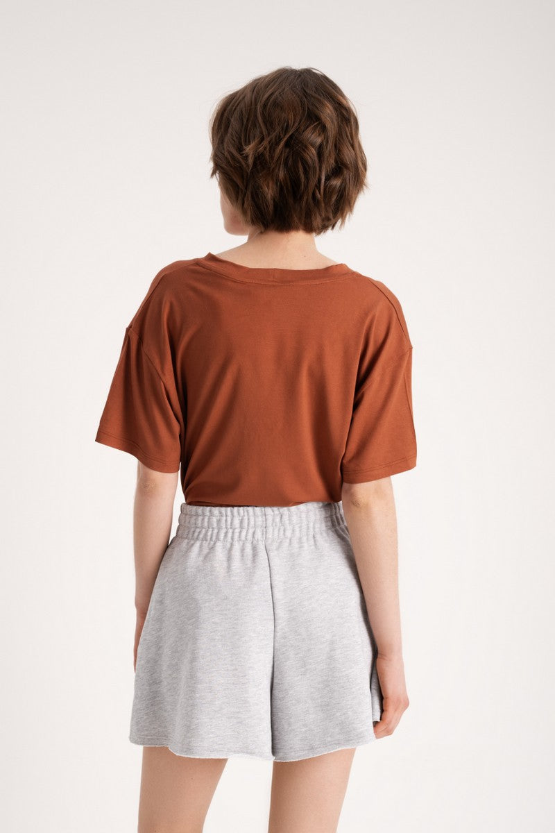 Футболка из вискозы L033 Lolita caramel