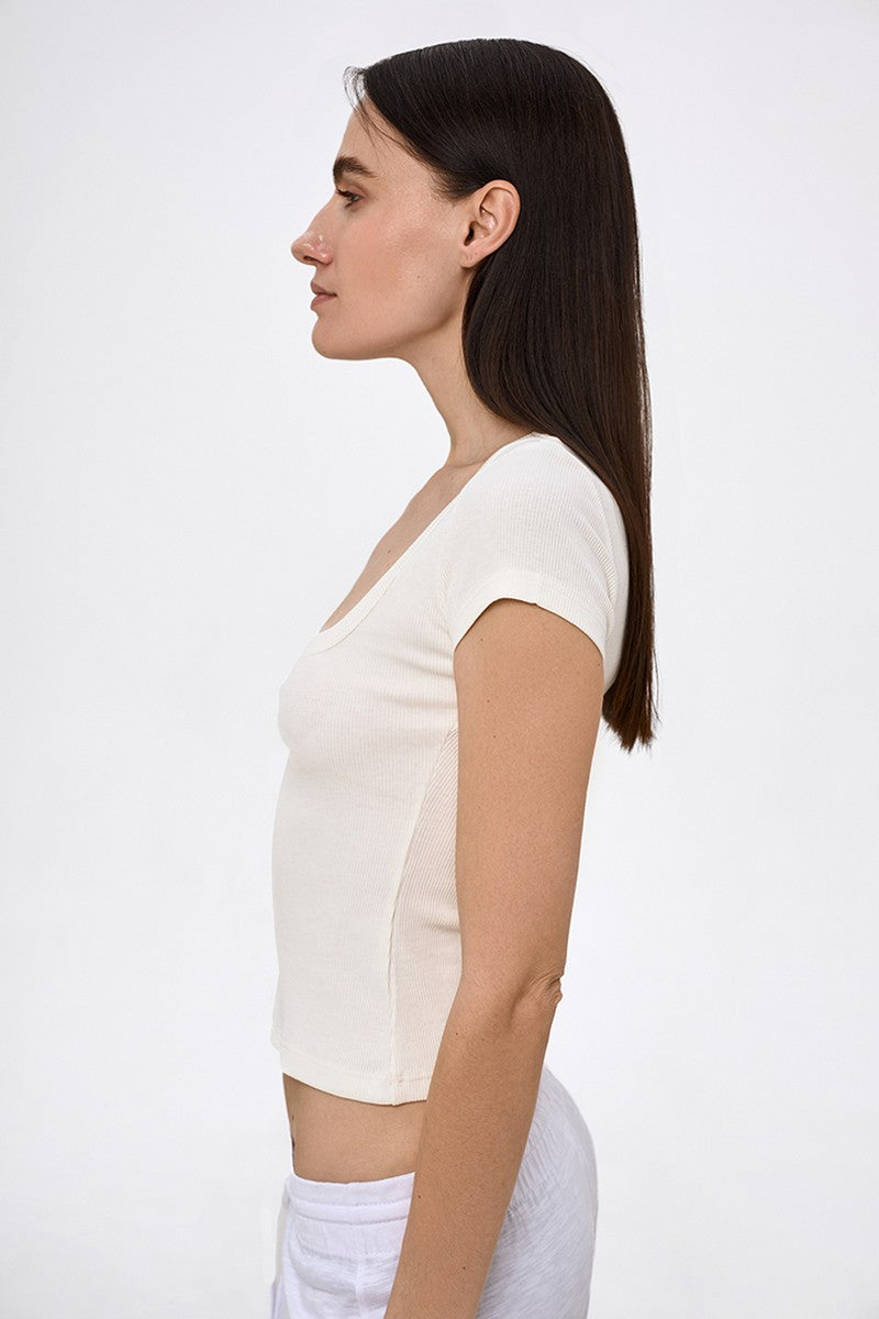 Футболка в рубчик L039r Biti milk