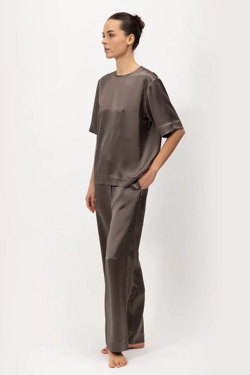 Шелковая футболка 242207-02 The Lady chocolate