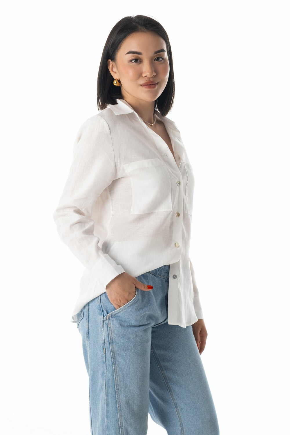 Льняная рубашка с карманами 23047 white