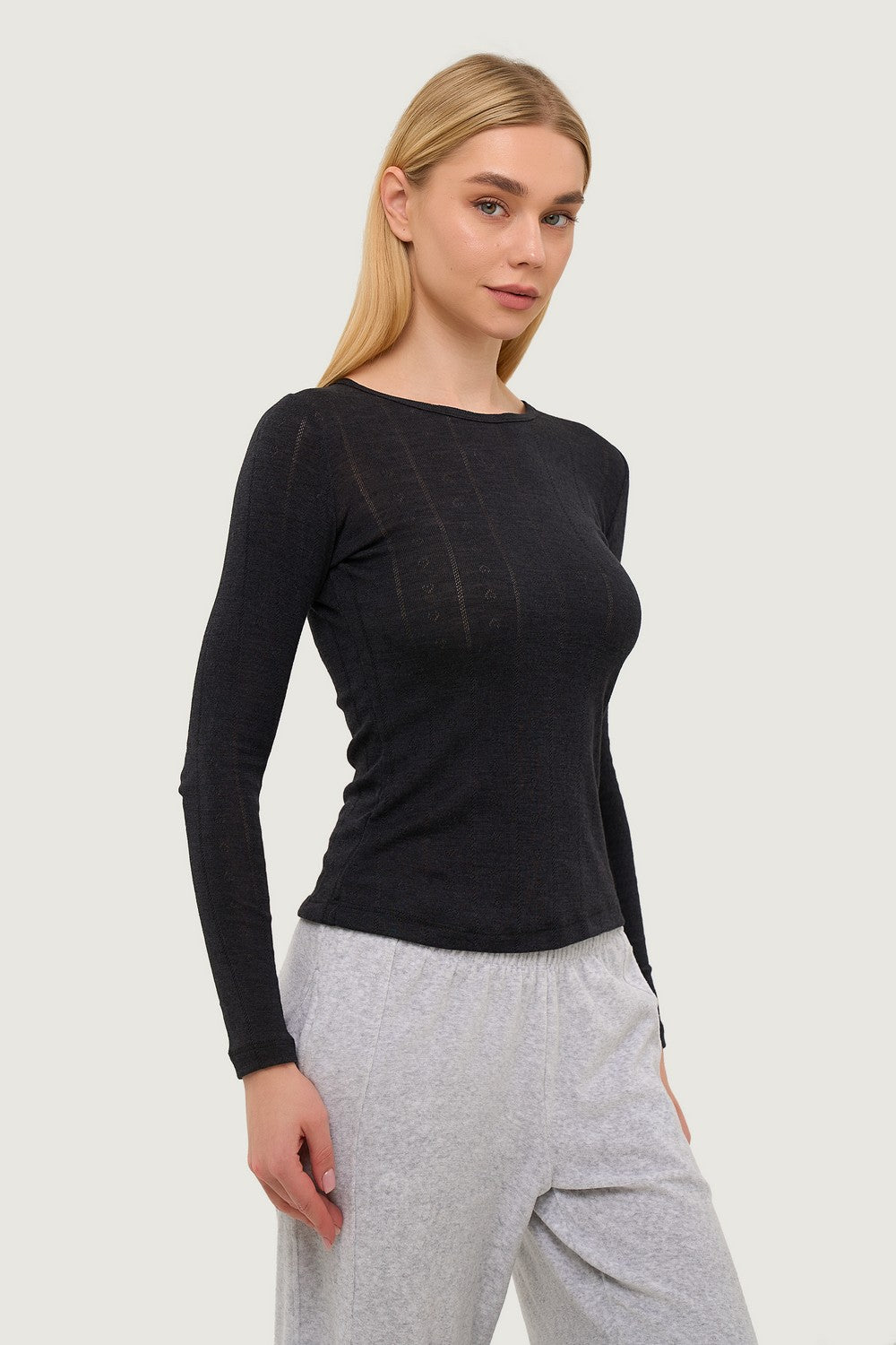 Шерстяной ажурный лонгслив 23181 dark gray