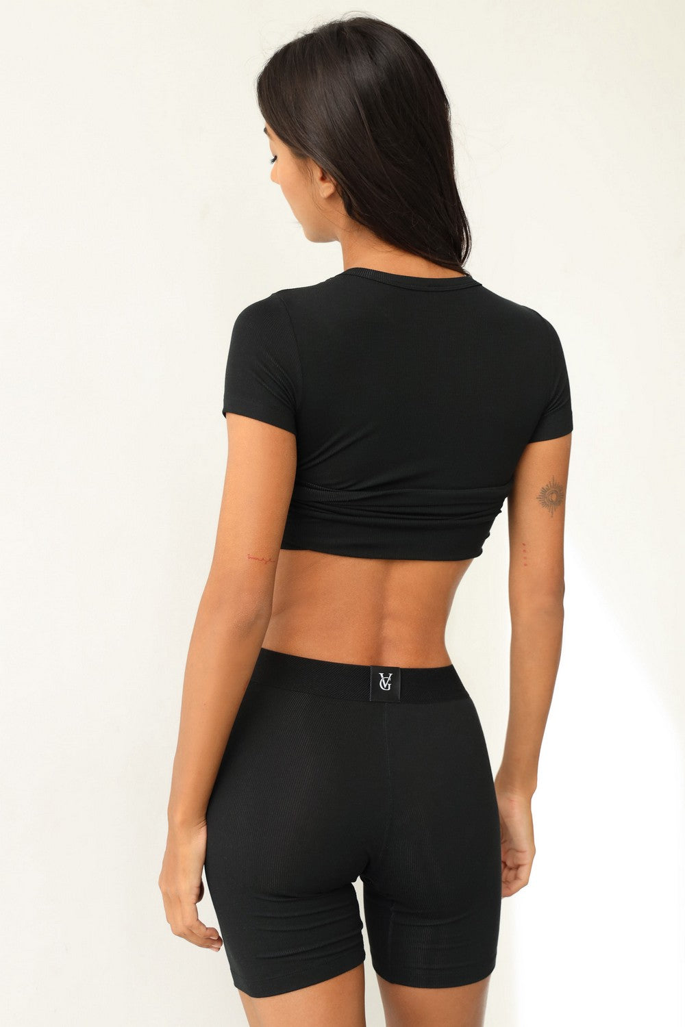 Футболка в рубчик из модала 24102 black