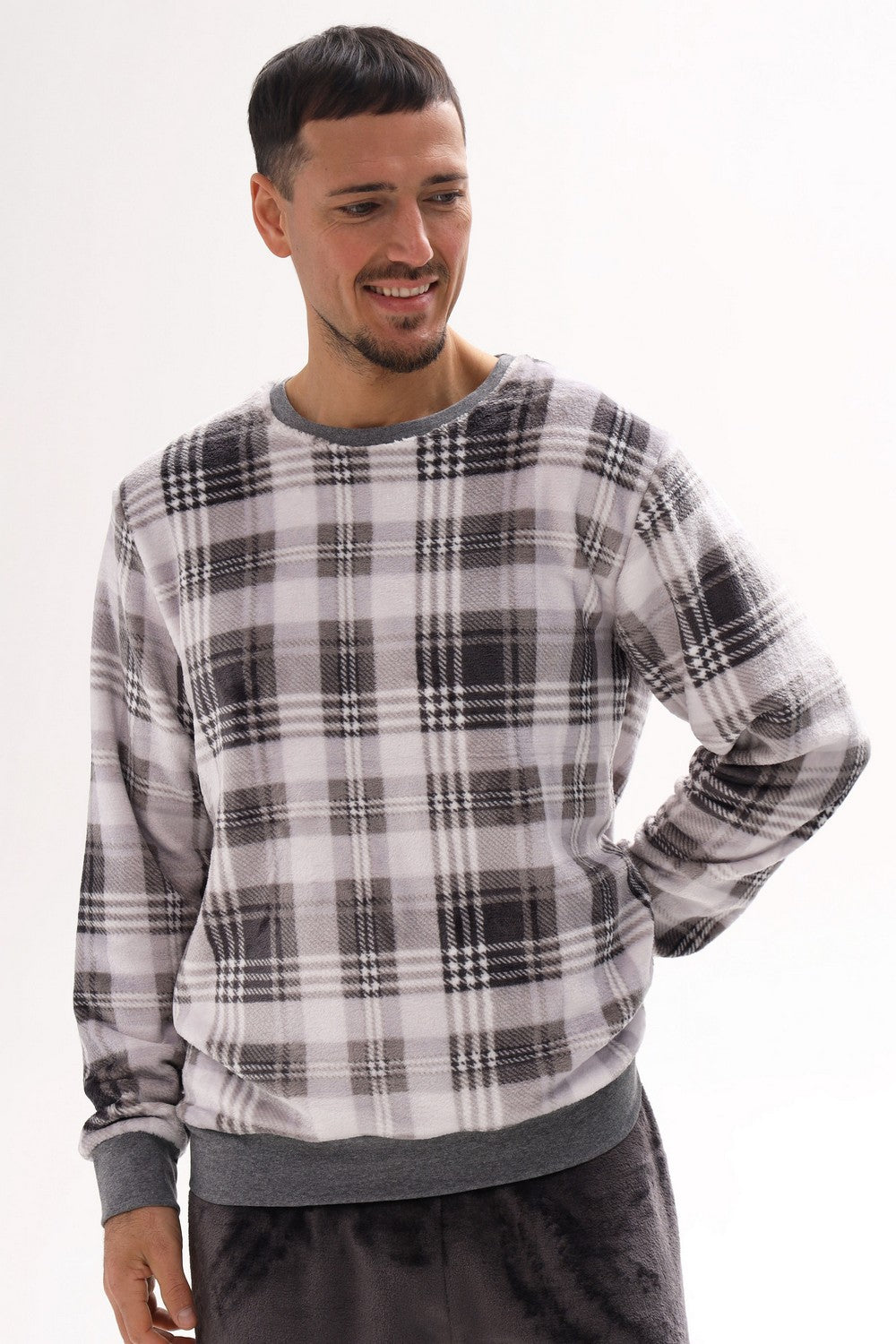 Чоловічий костюм з велсофту 25142