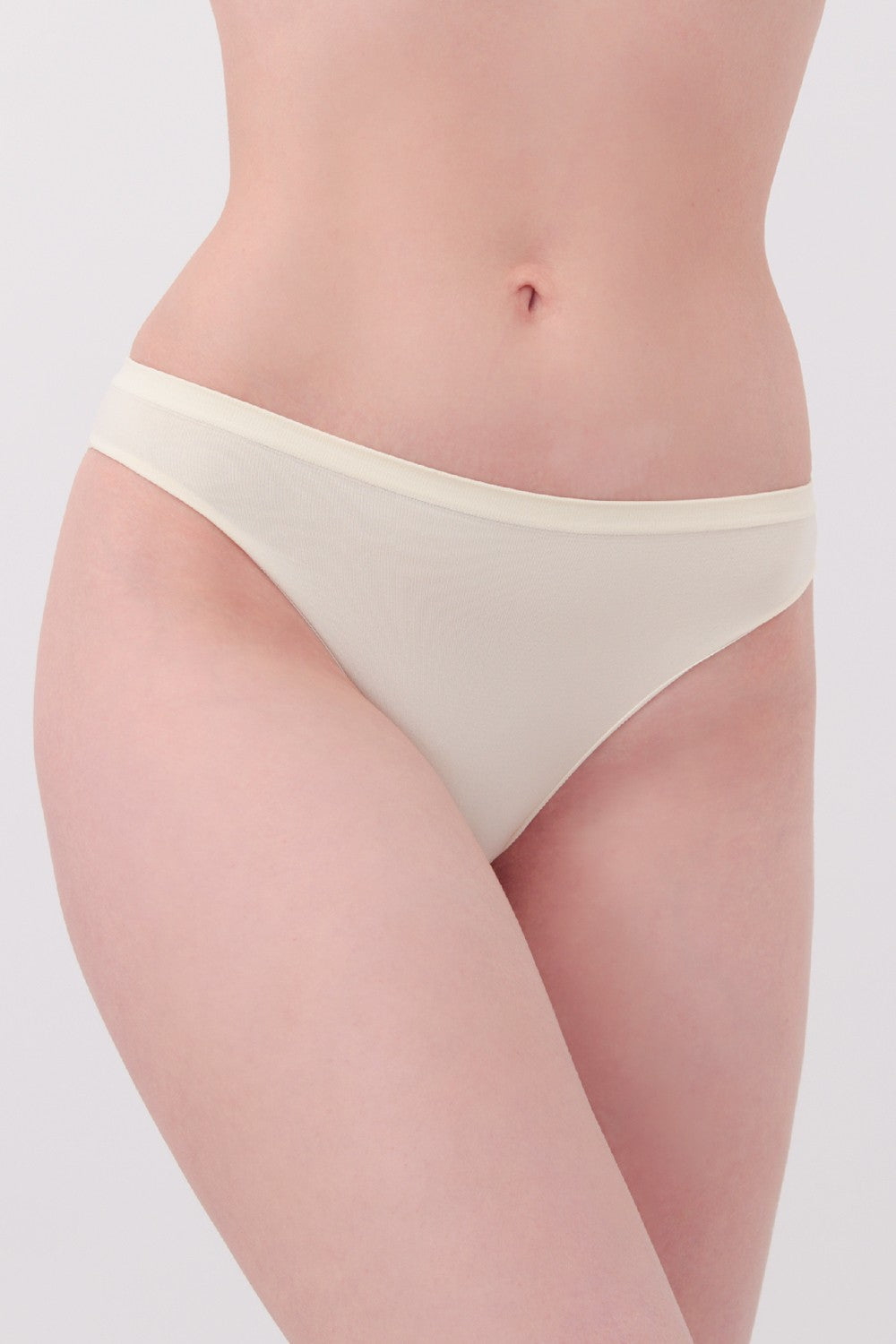 Безшовні трусики бразиліана 1009644 Brasilian Briefs Color vanilla