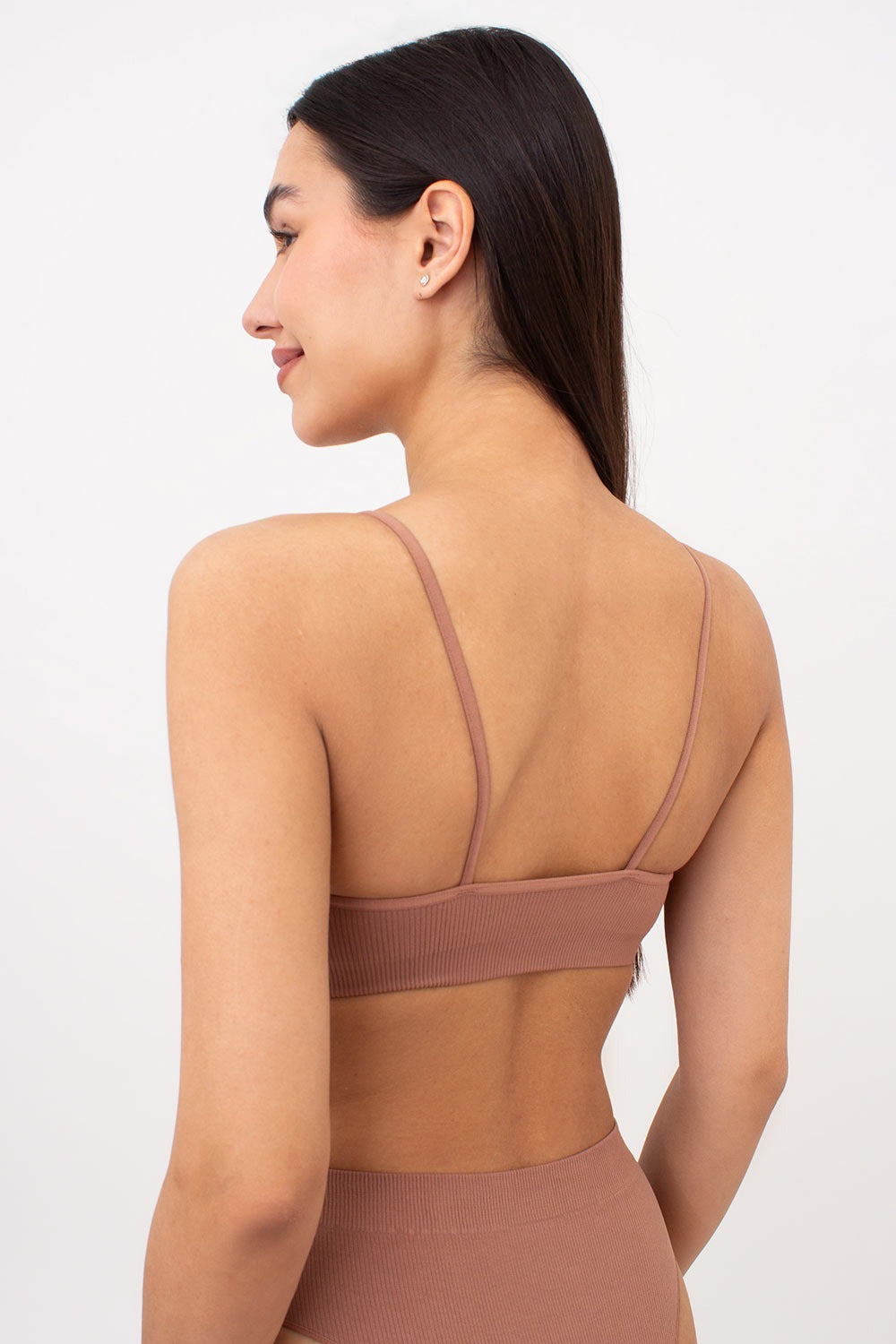 Бесшовный бра-топ в рубчик Cami Top Rib UP-00000413 mokko