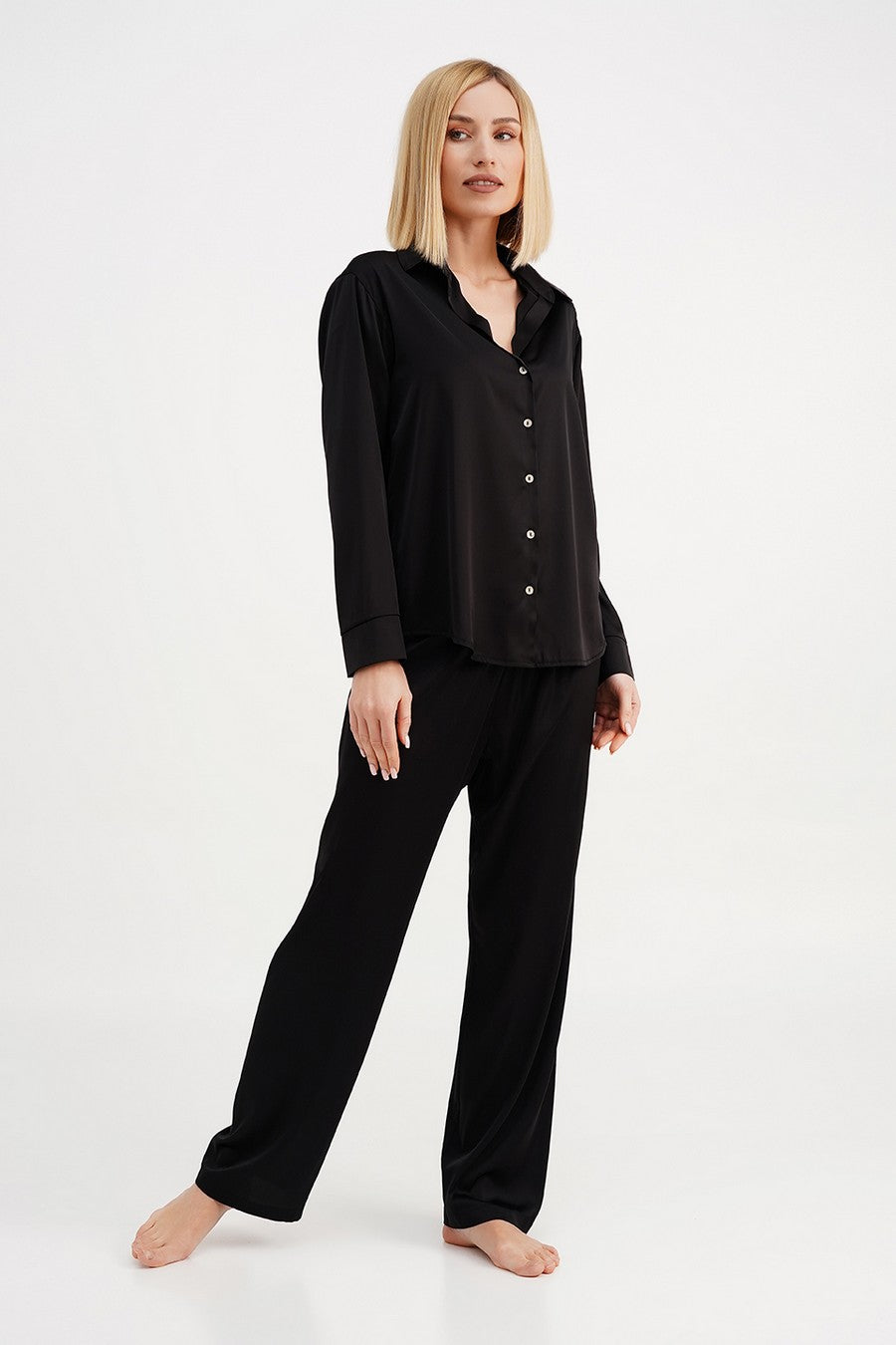 Шовкова піжама на ґудзиках Helena UP-00000980 black
