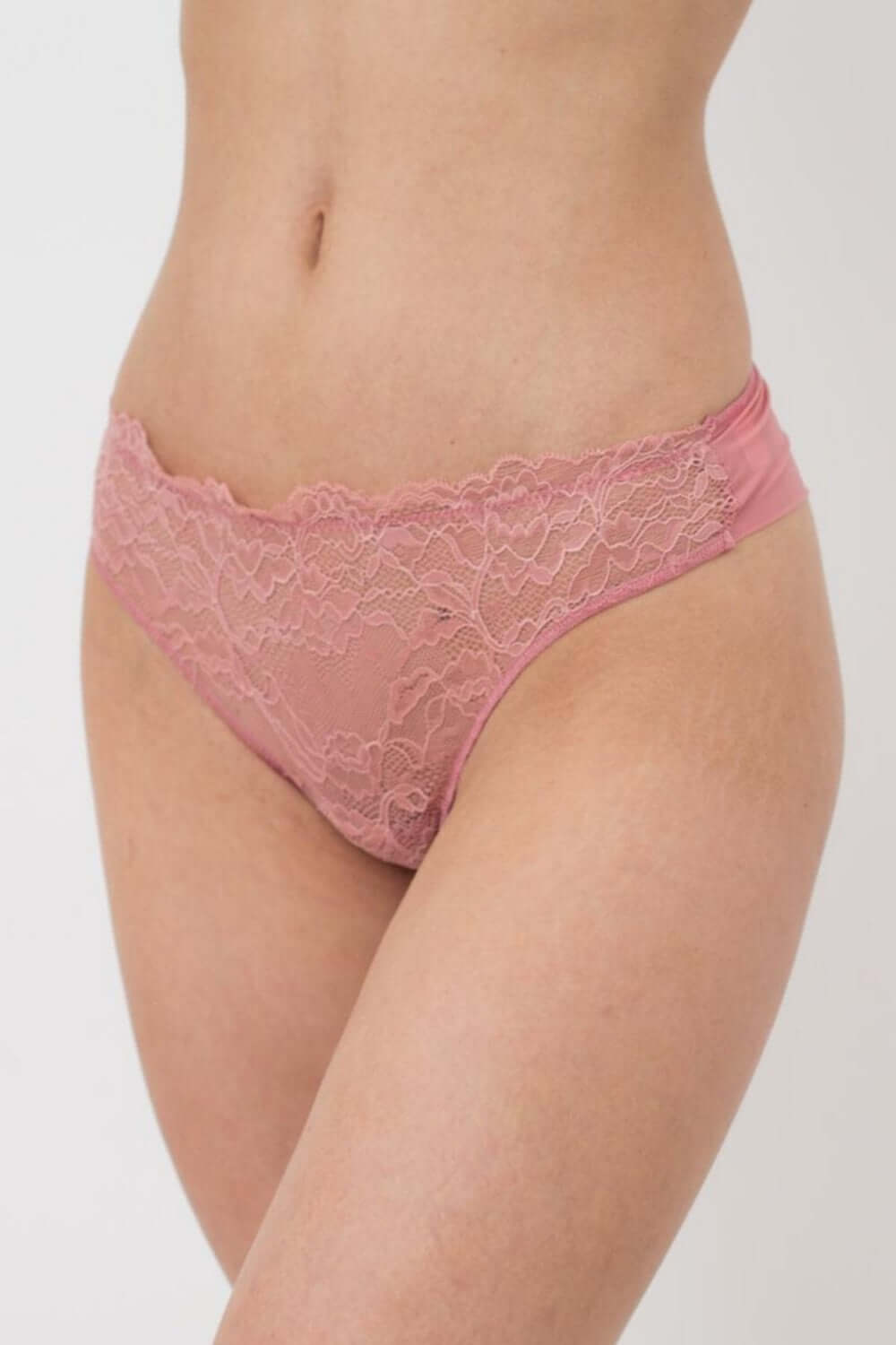 Трусики бразилиана из кружева Muse UP-00001759 ash pink