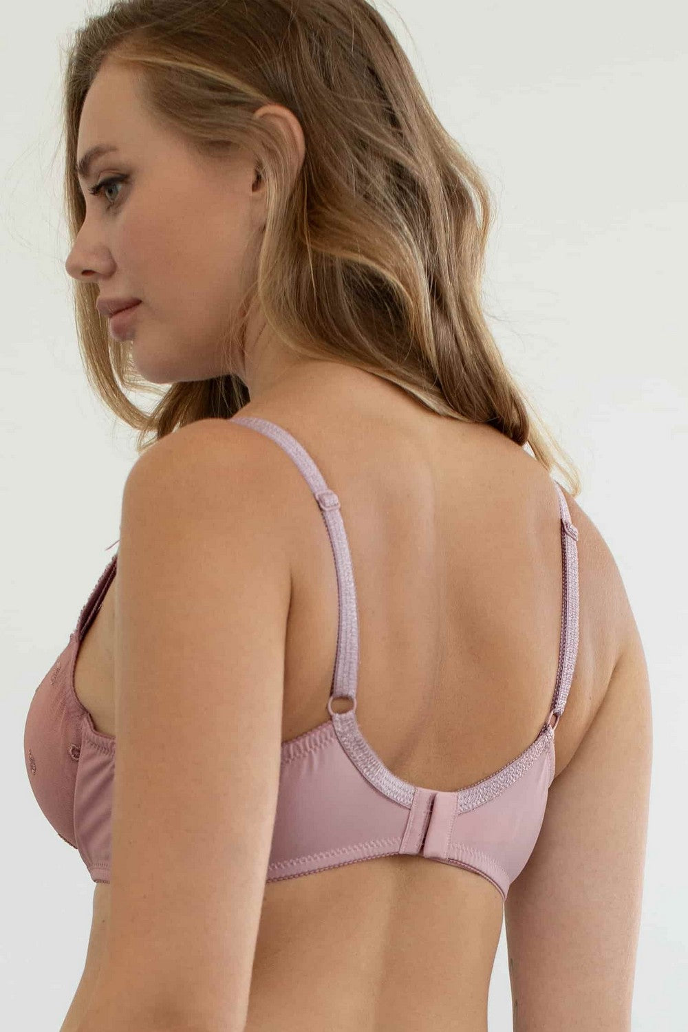 Мягкий бюстгальтер с вышивкой 2629 Emily antique rose
