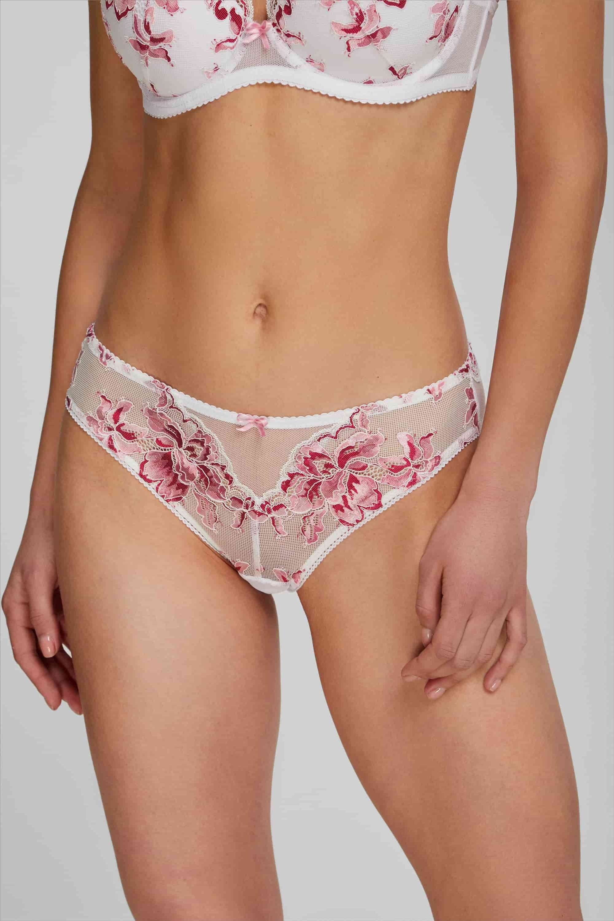 Трусики брифы с вышивкой Cherry Blossom 3540 white/rose
