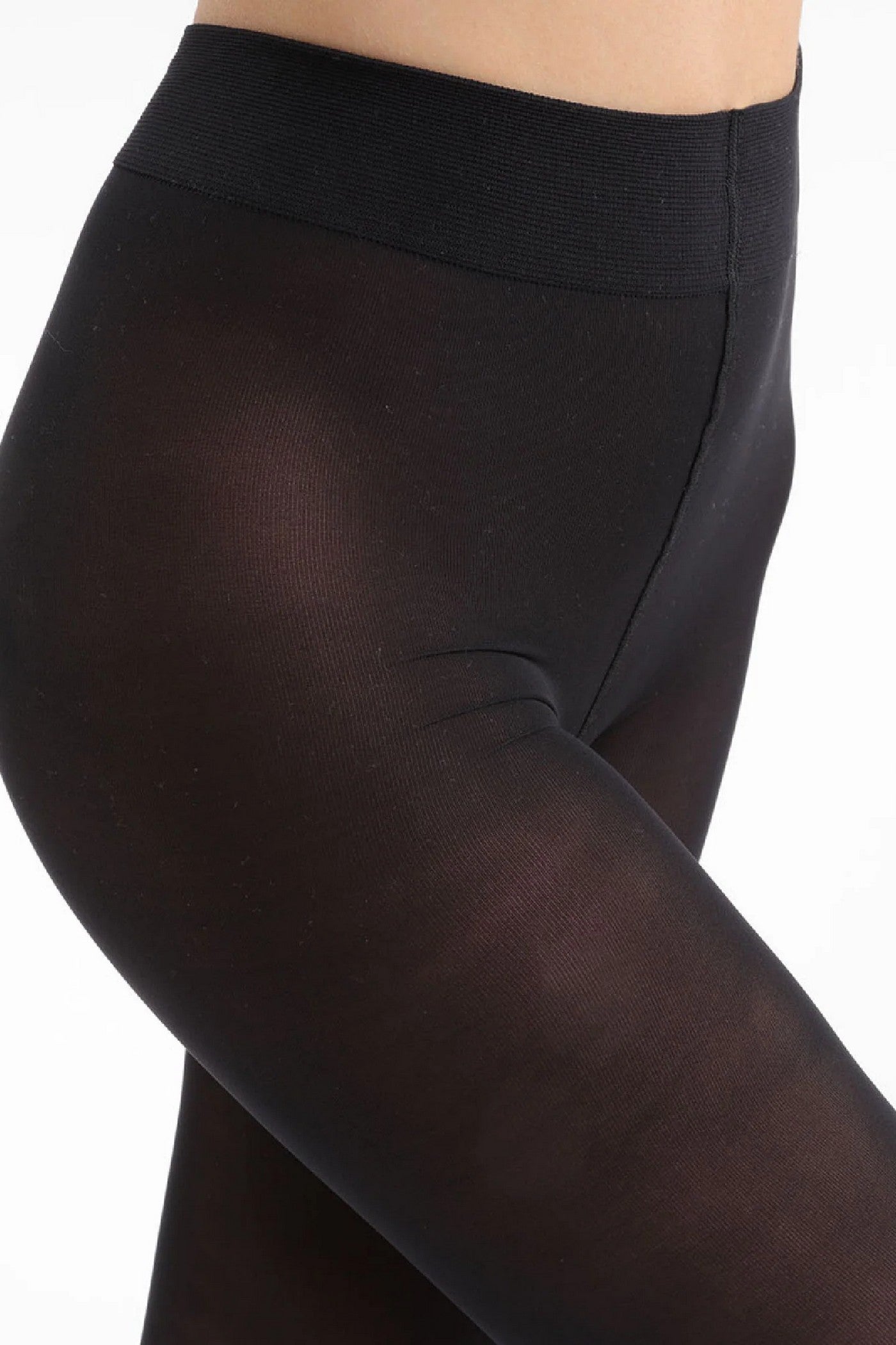 Полуматовые колготки D01K9 Semi-Opaque Douceur Veloute 40d