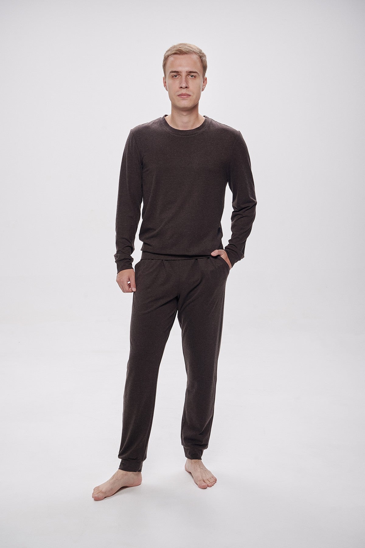 Мужская пижама из вискозы 2716 brown