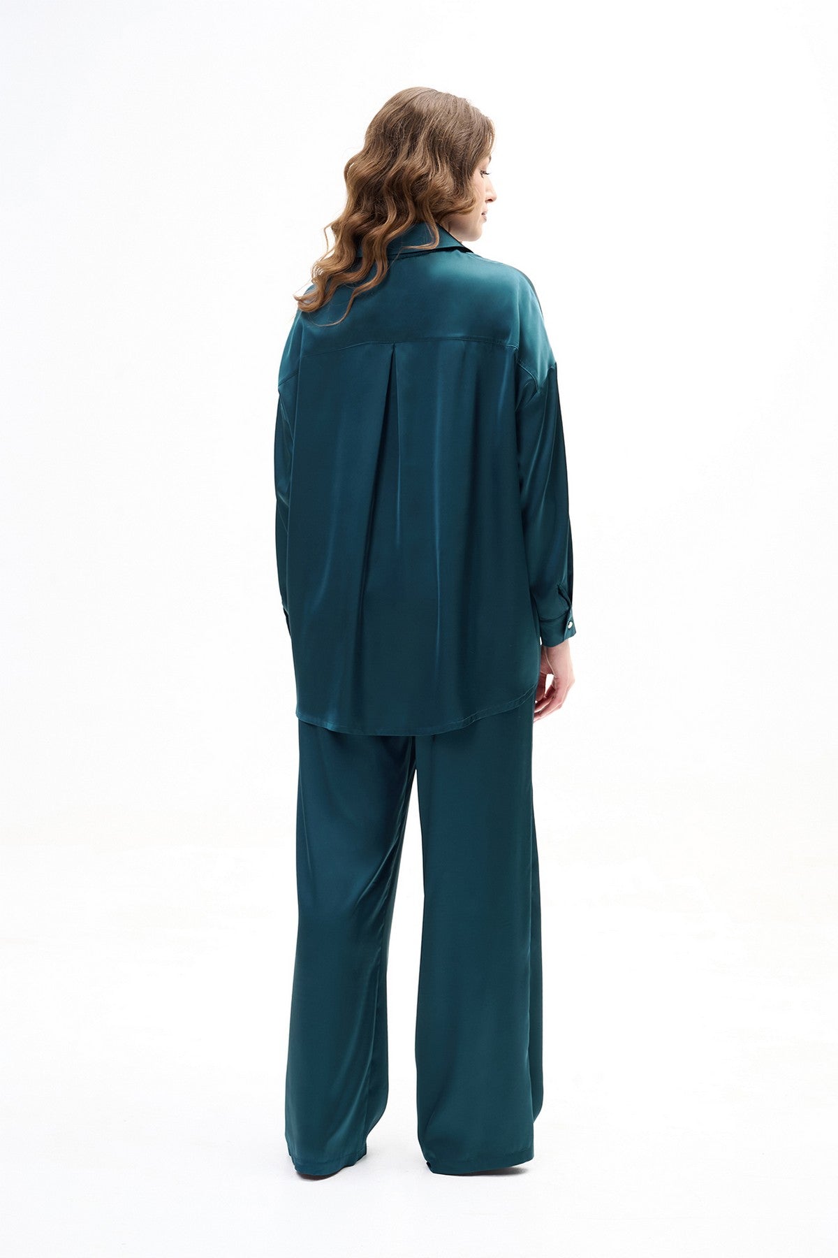 Атласна піжама 2902 turquoise Shato спина