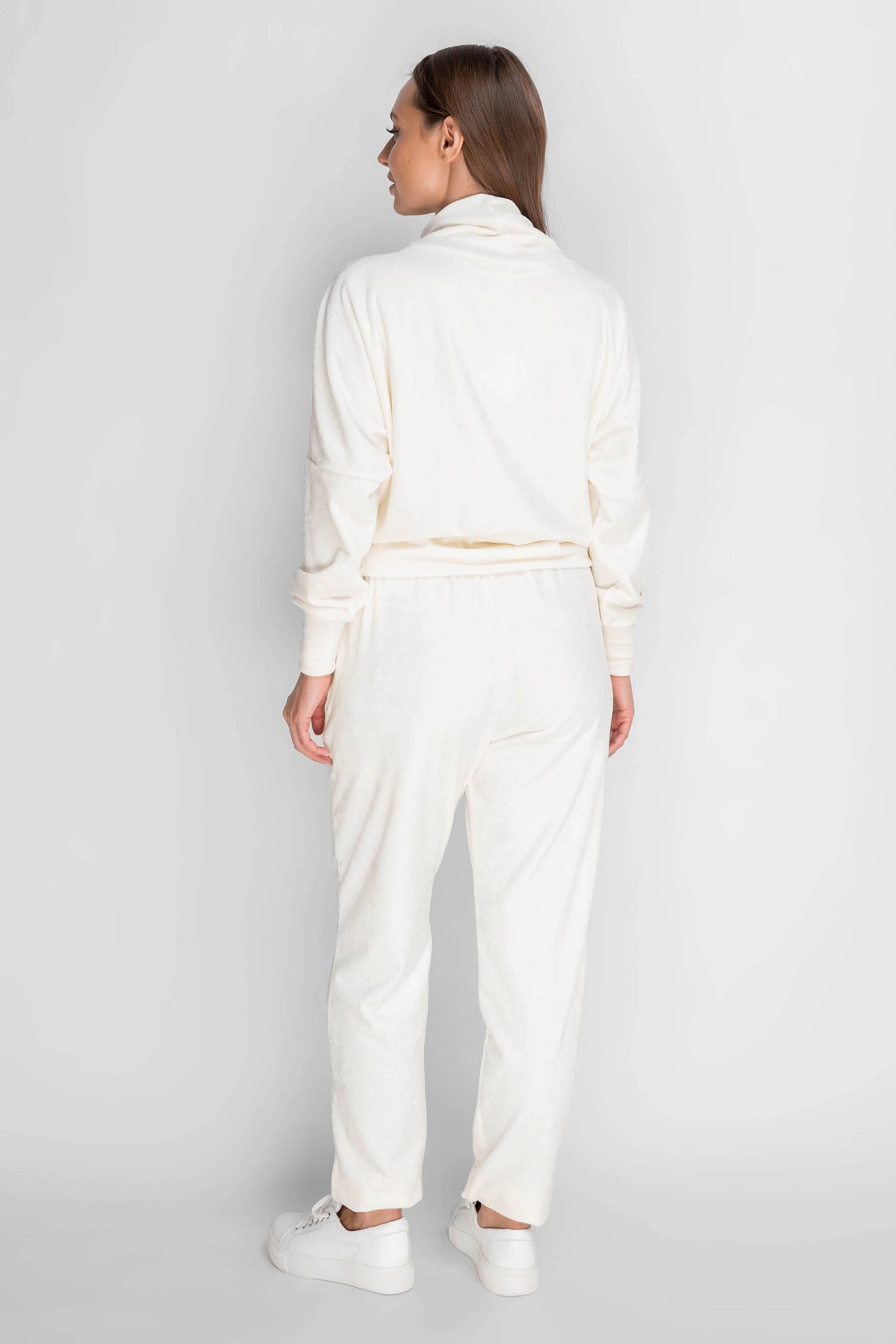 Велюровый костюм 6213-8 03 champagne