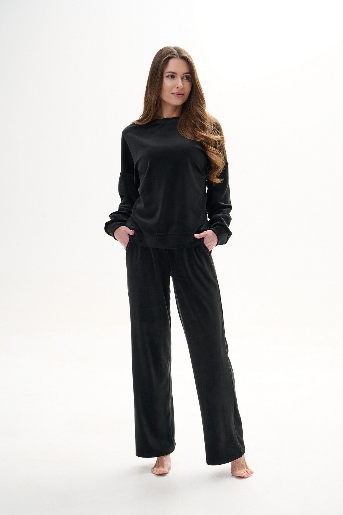 Велюровий костюм 1811 black Wiktoria