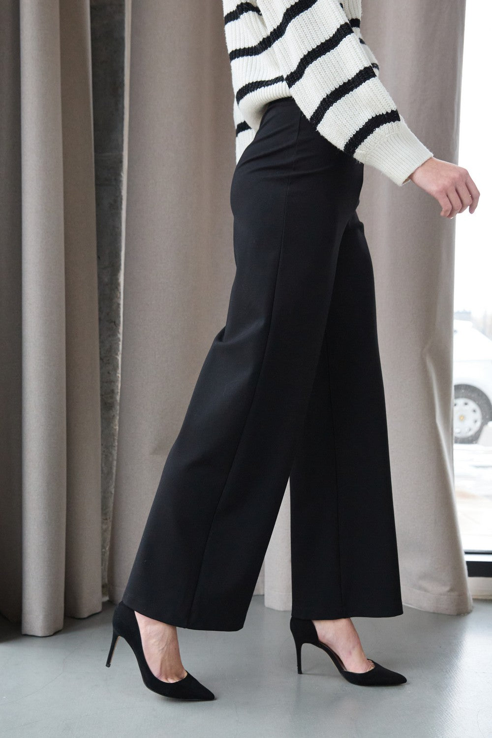 Штани з віскози L2001 black