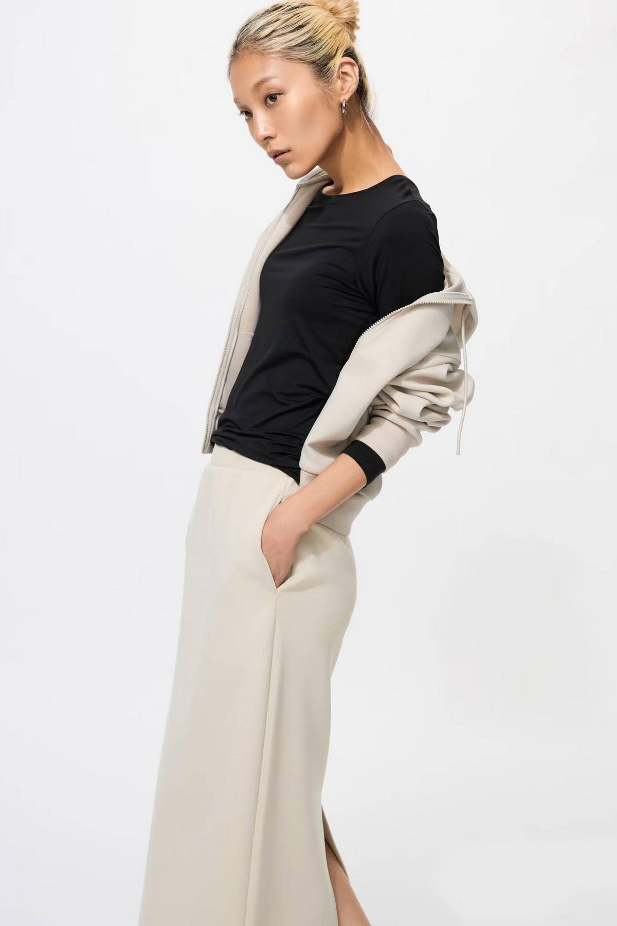 Жіночий термолонгслів 188499893 black