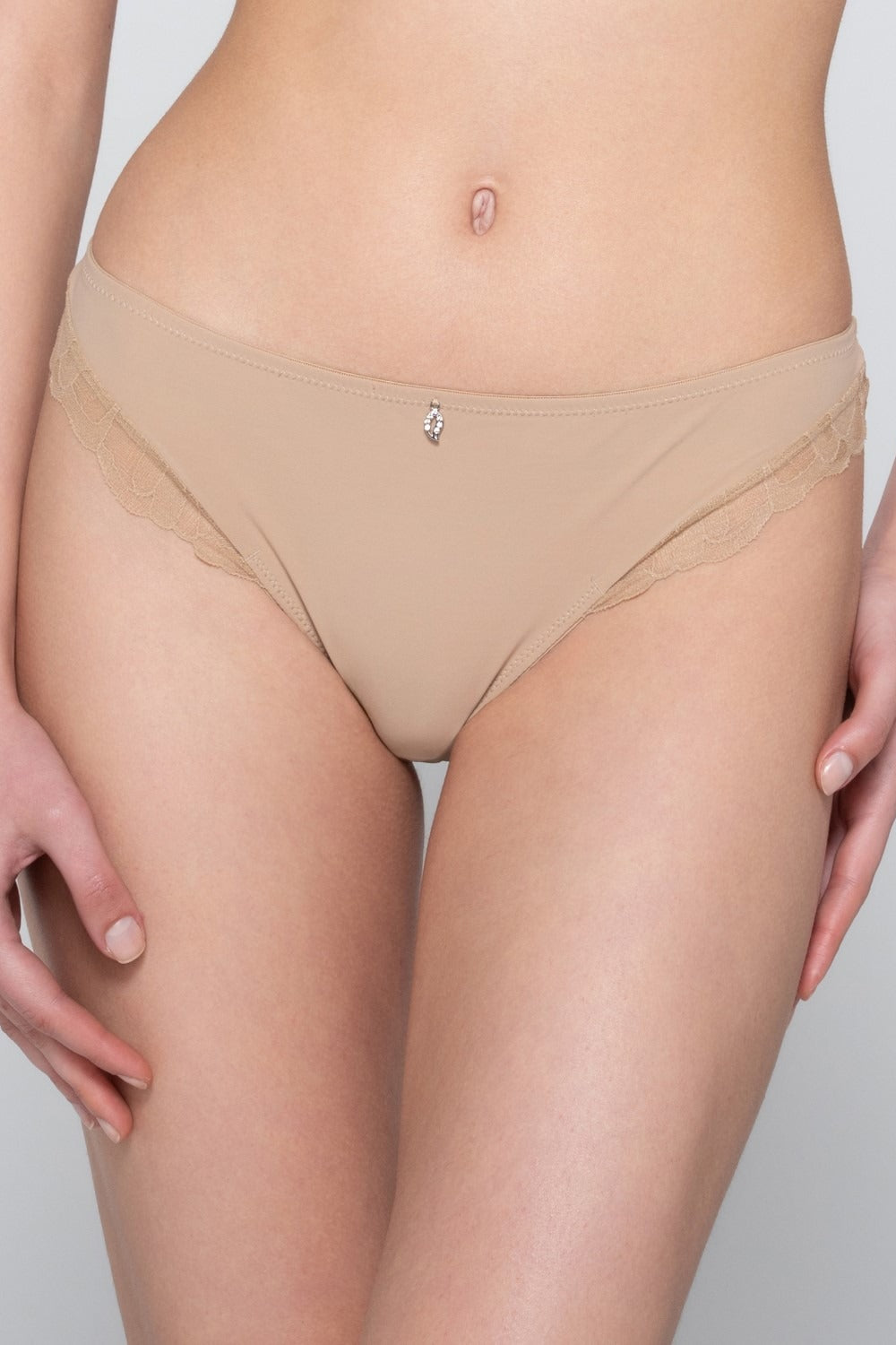 Трусики бразилиана из кружева Melody 24240 beige