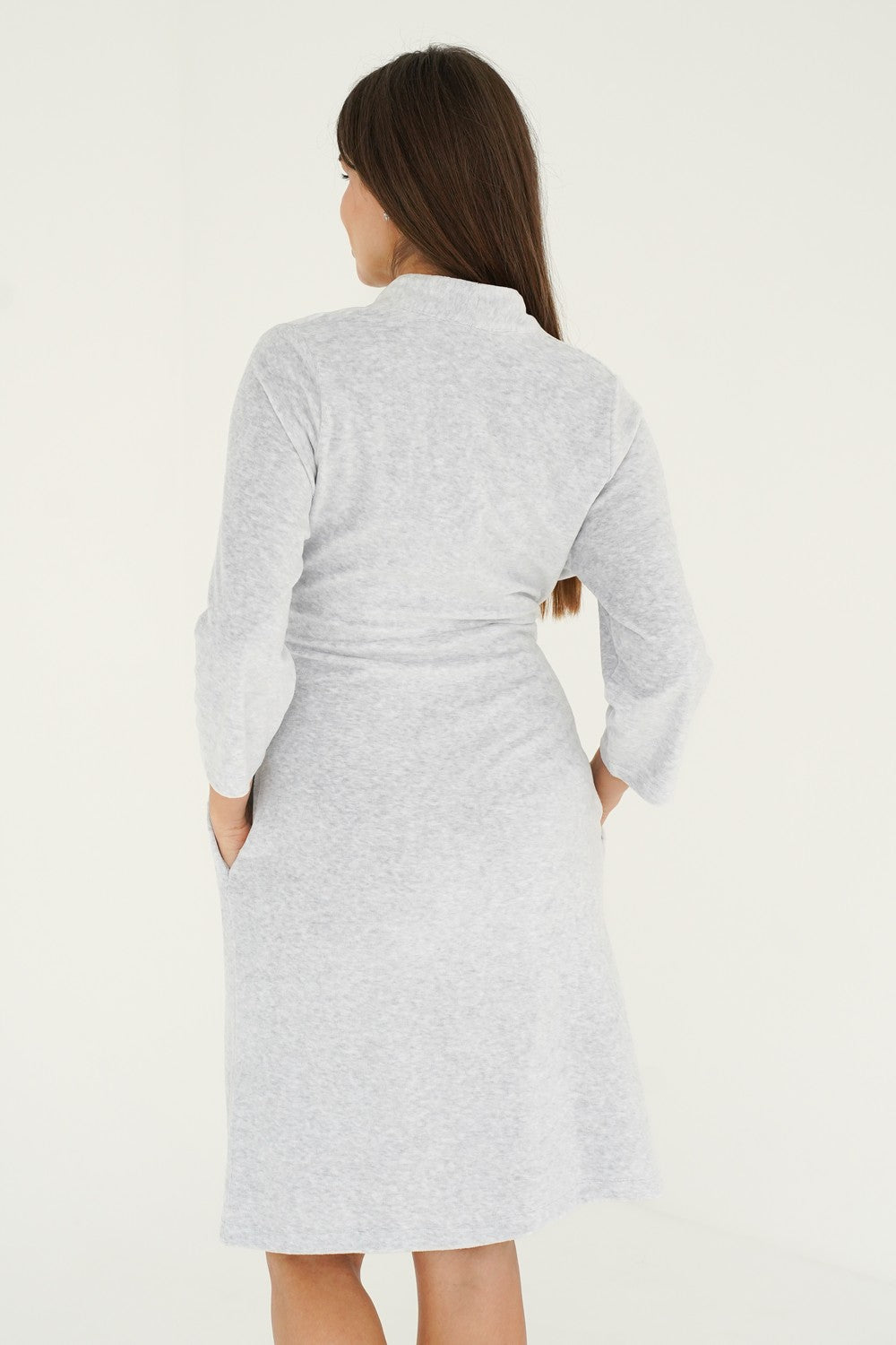 Велюровий халат для вагітних і годуючих мам 25400 light gray