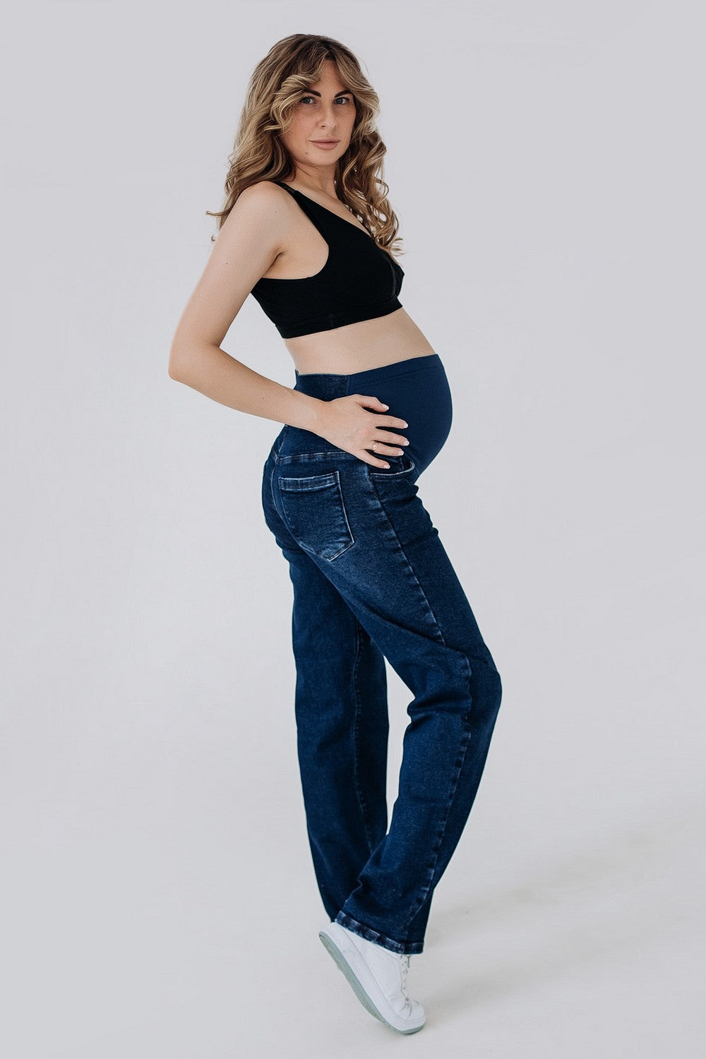 Прямые джинсы для беременных 39000 dark blue