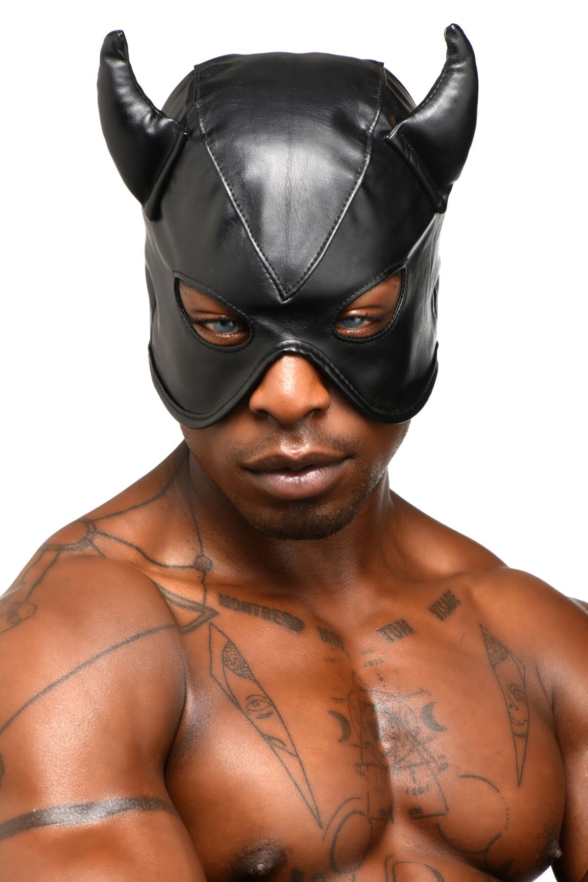Маска з рогами Dungeon Demon Bondage Mask with Horns black Master Series