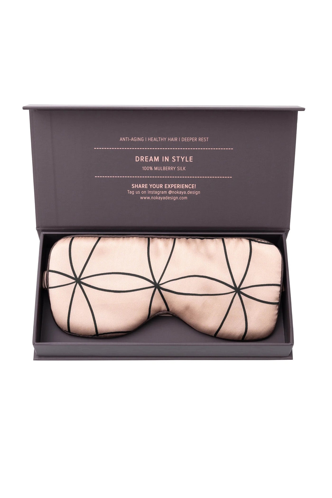 Шелковая маска для сна 250000-50 Silk pink neo geo