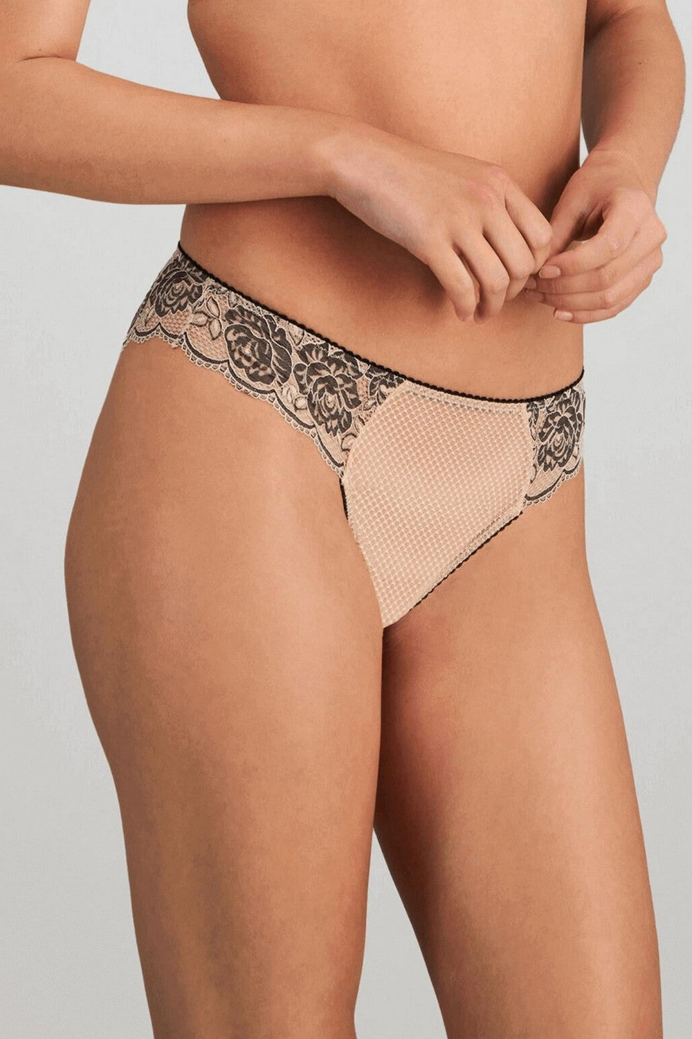 Трусики бразилиана из кружева 382064 Everlasting Love cameo/black