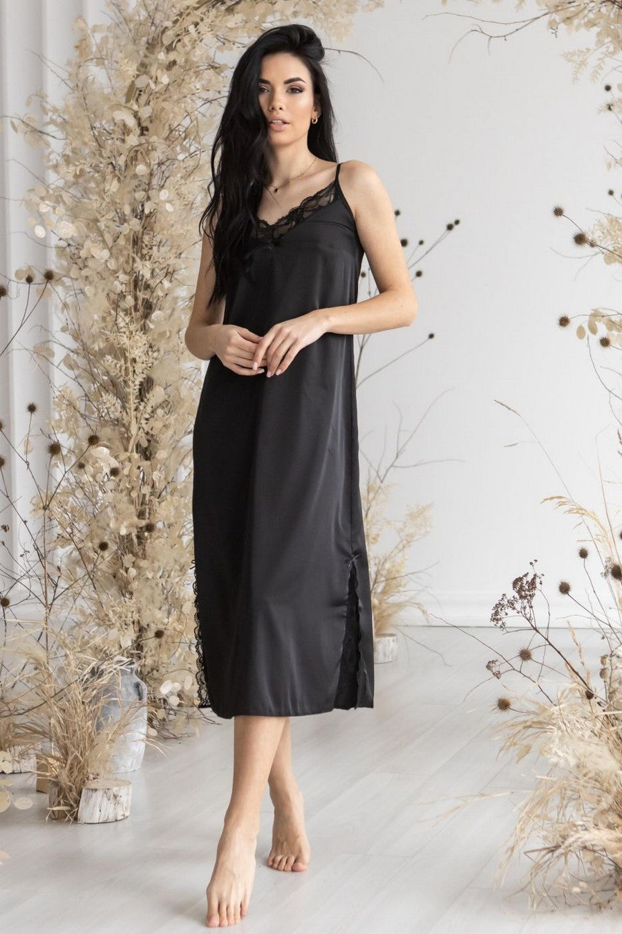 Длинная ночная сорочка Н130 black