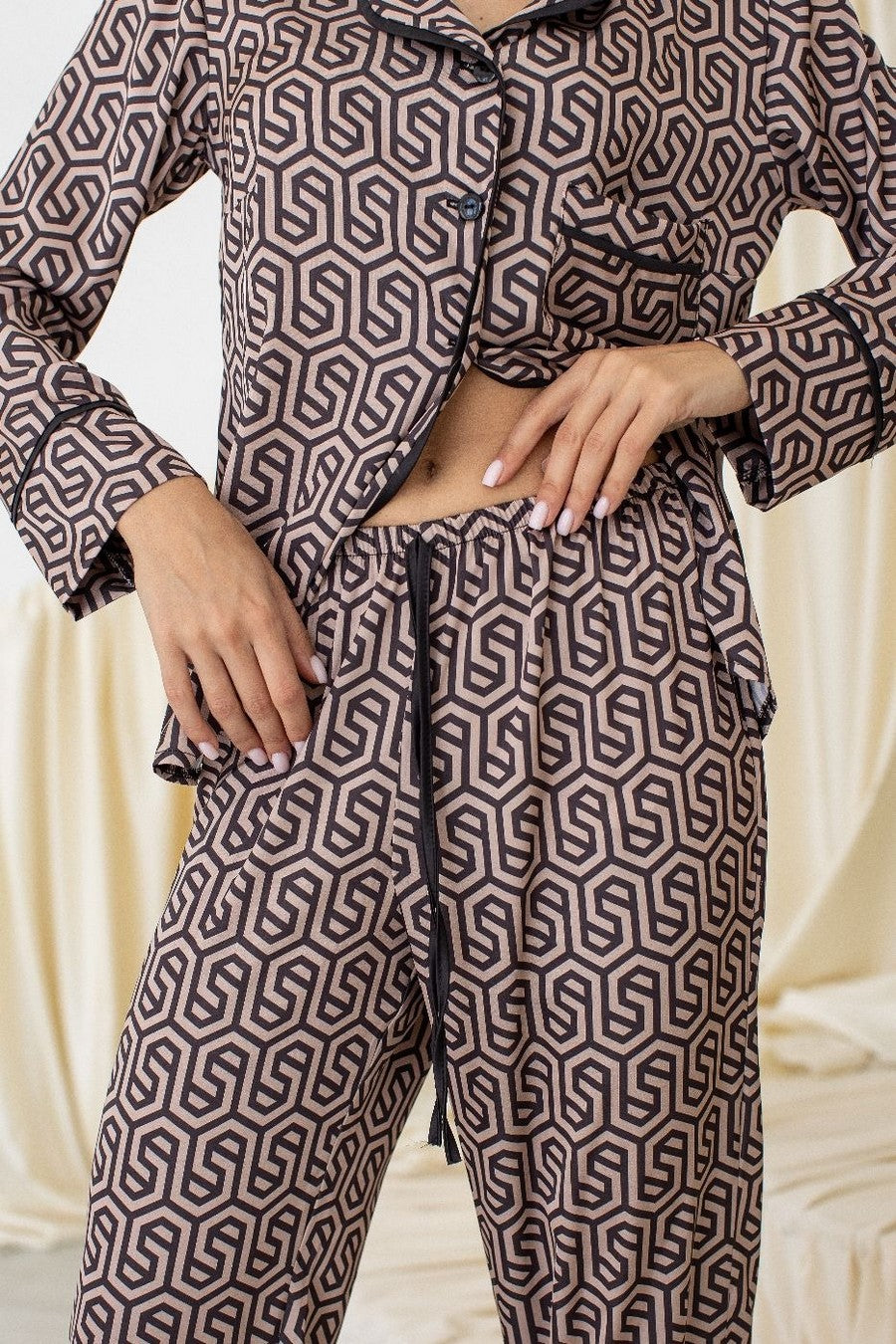 Шелковая пижама с принтом П299 beige