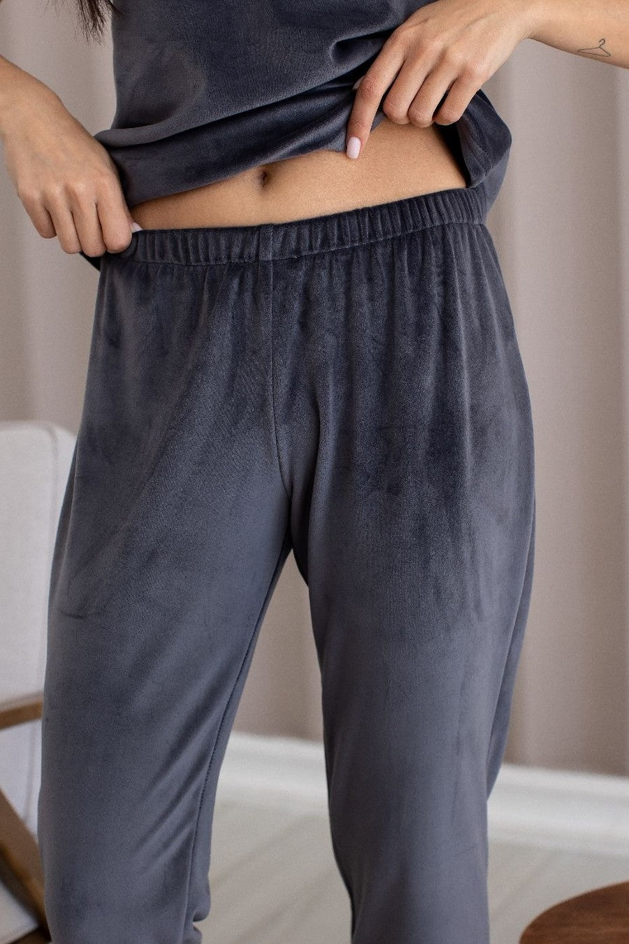 Велюровая пижама с брюками Пг1605 graphite