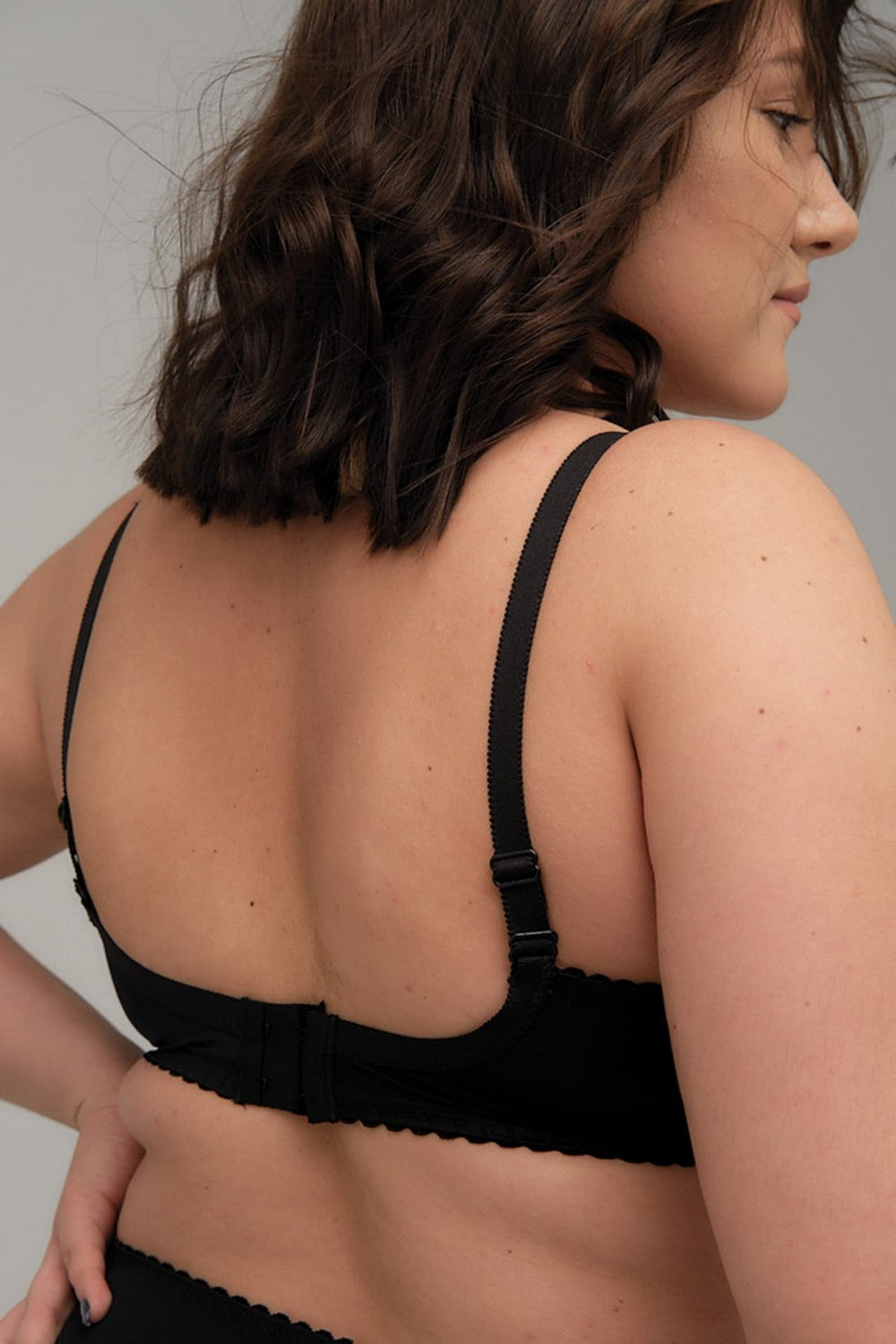 Бюстгальтер с мягкой чашкой 102940 Classic black