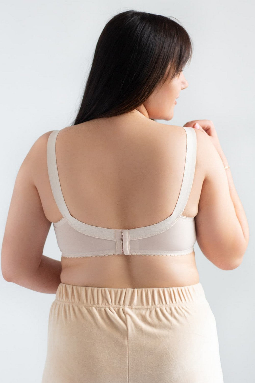 Мягкий бюстгальтер без косточек 111577 Classic silver peony