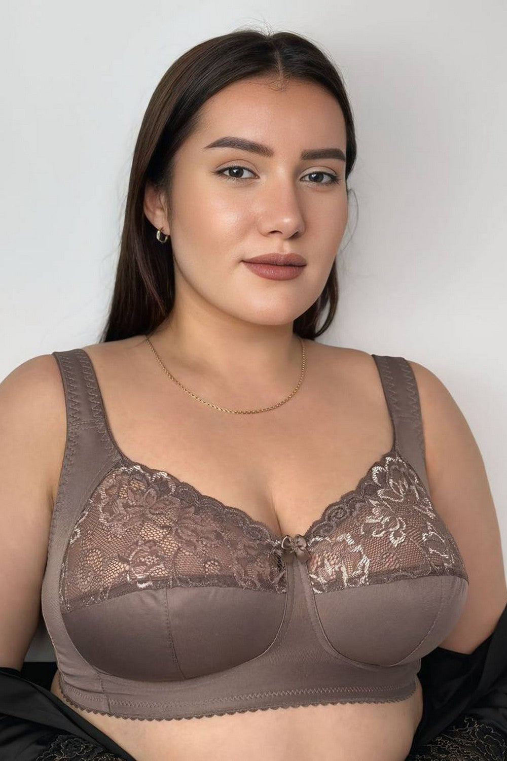 Мягкий бюстгальтер с кружевом 127400 Classic pepper