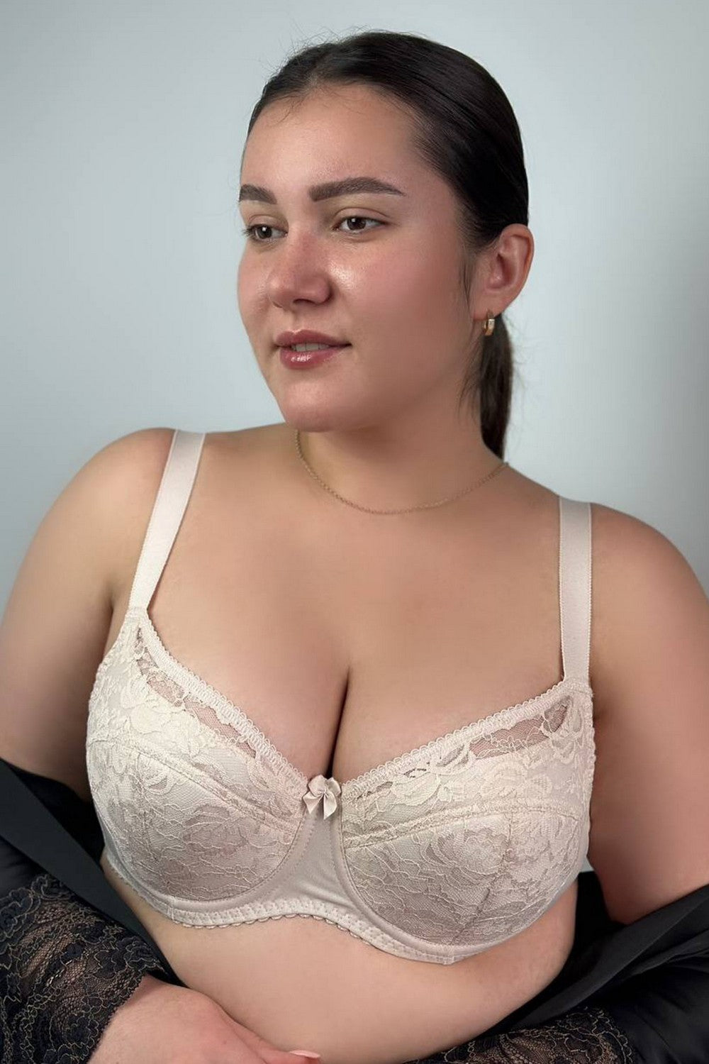 Ущільнений бюстгальтер з мережива 250811 Classic silver peony