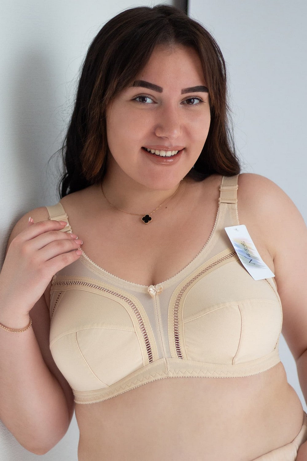 Мягкий бюстгальтер без косточек 404075 Classic beige