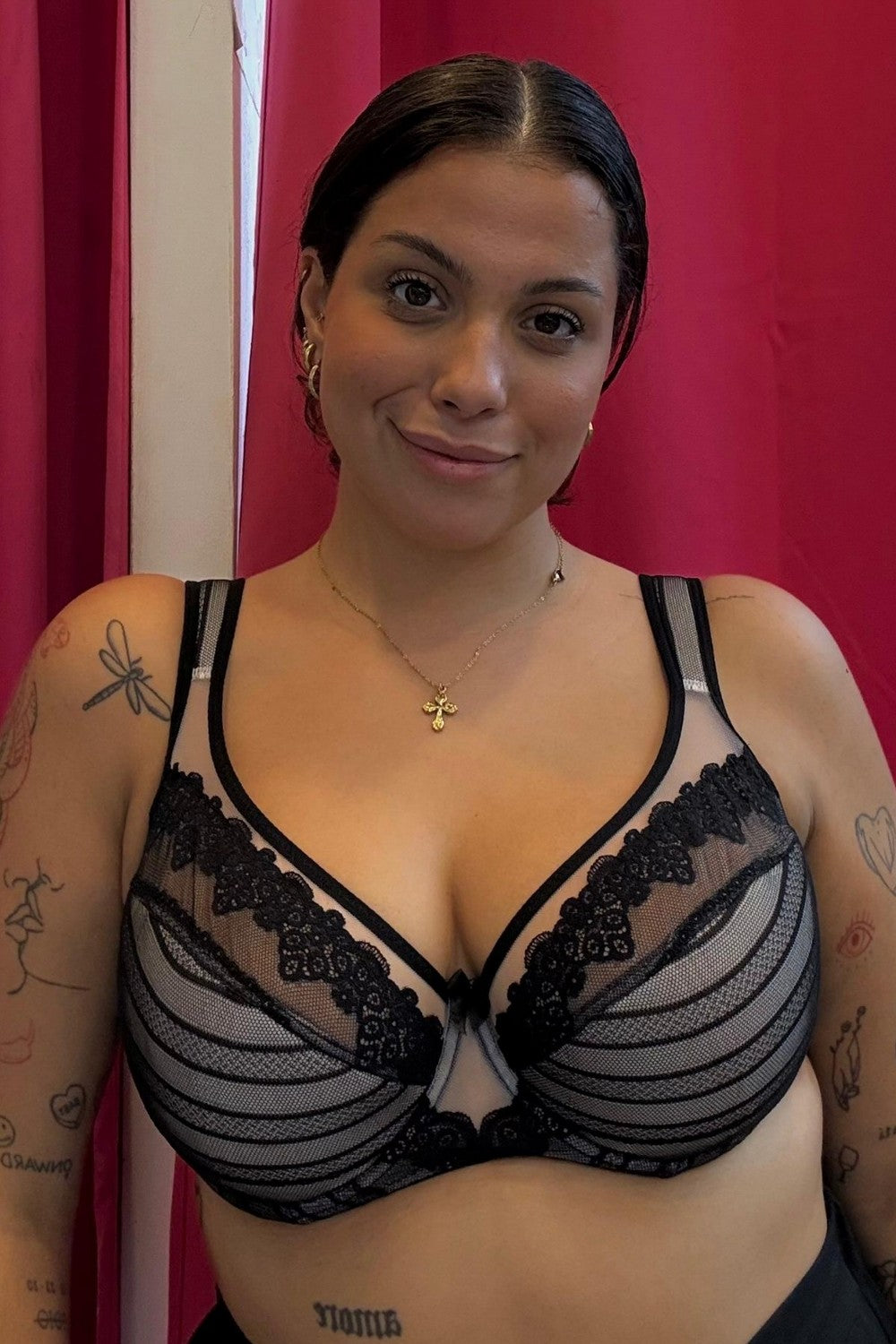 Полудублированный бюстгальтер на косточках Classic 1081 black