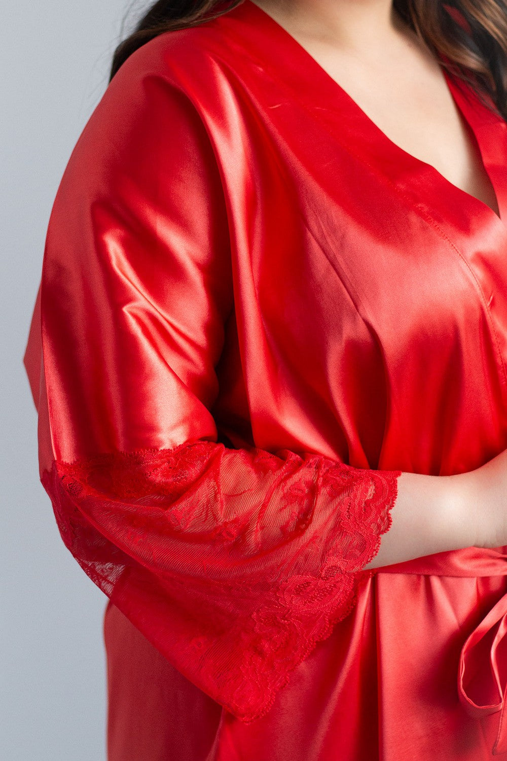 Атласный халат с кружевом F50117 Home red