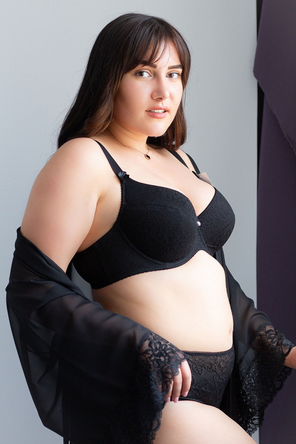 Бюстгальтер зі щільною чашкою Bona full cup Fantasy black