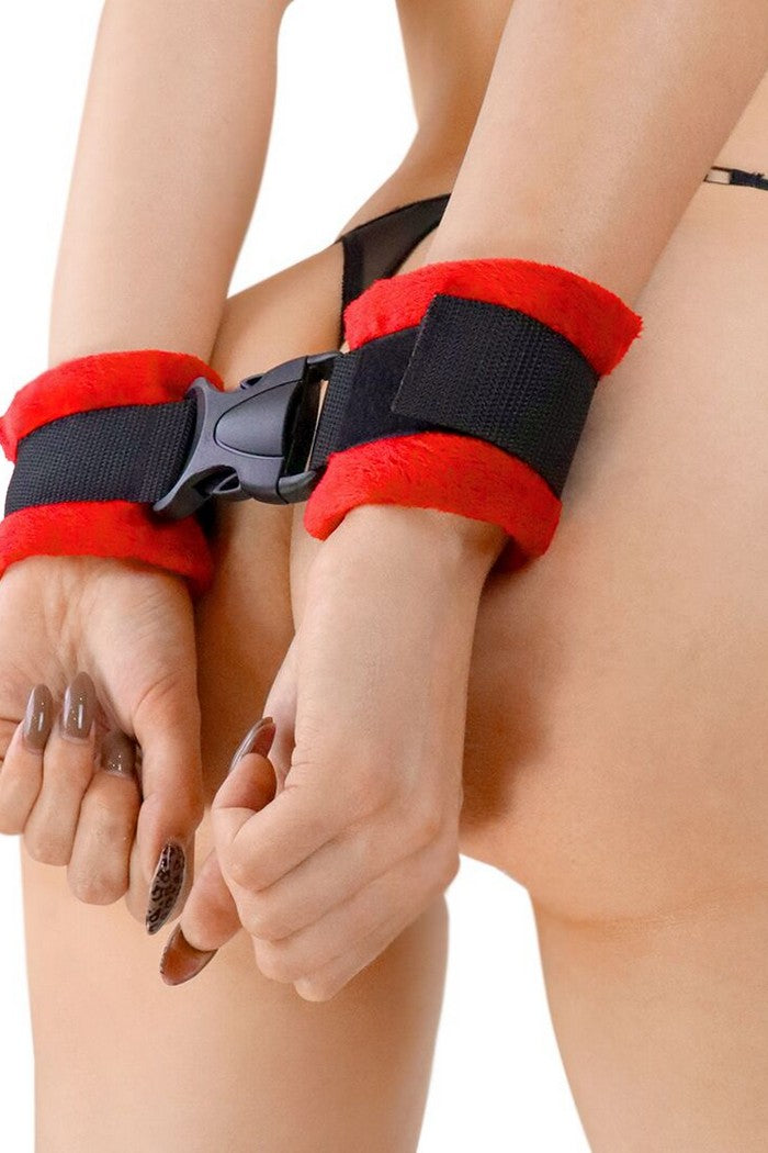 М'які наручники Handcuffs Soft Touch red Art of Sex