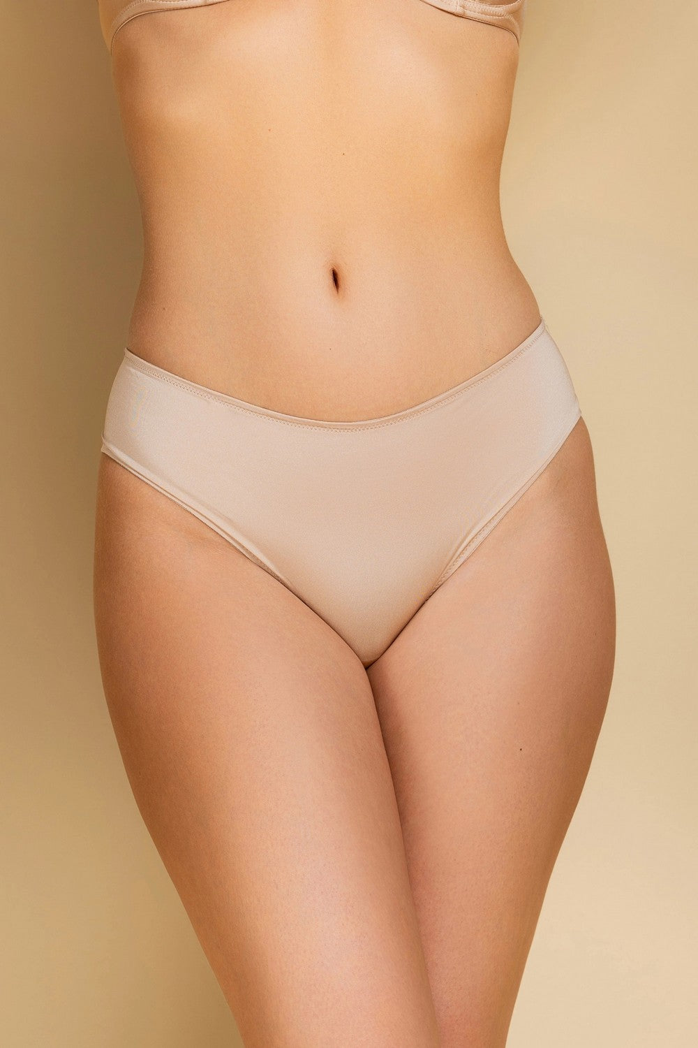 Трусики бразилиана из микрофибры 811-24 beige