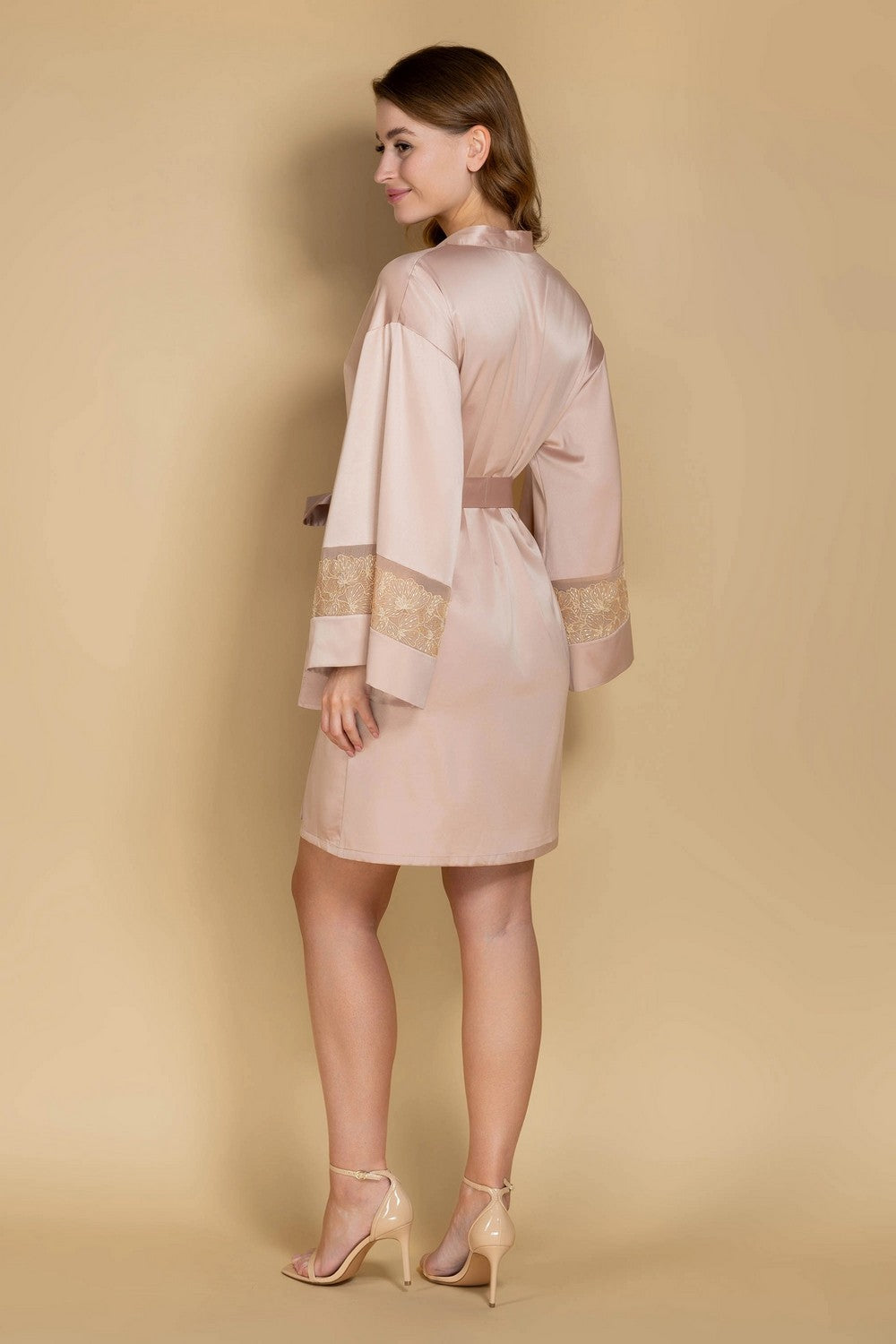 Халат з квітковою вишивкою 811-6715 beige