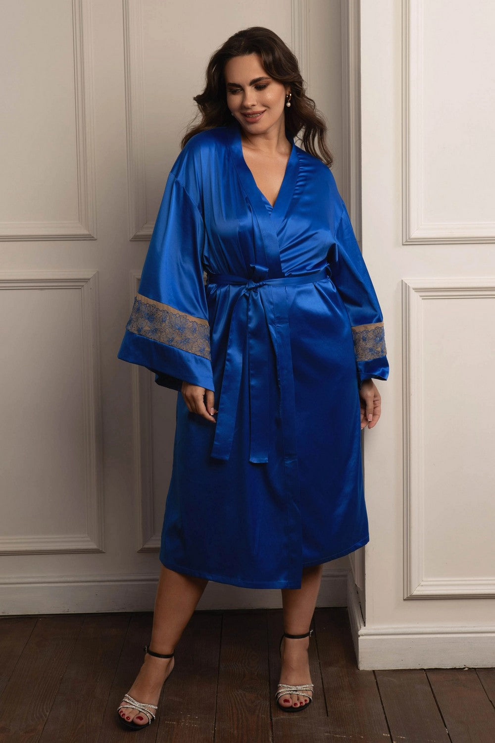 Длинный халат с вышивкой 811-6725 blue