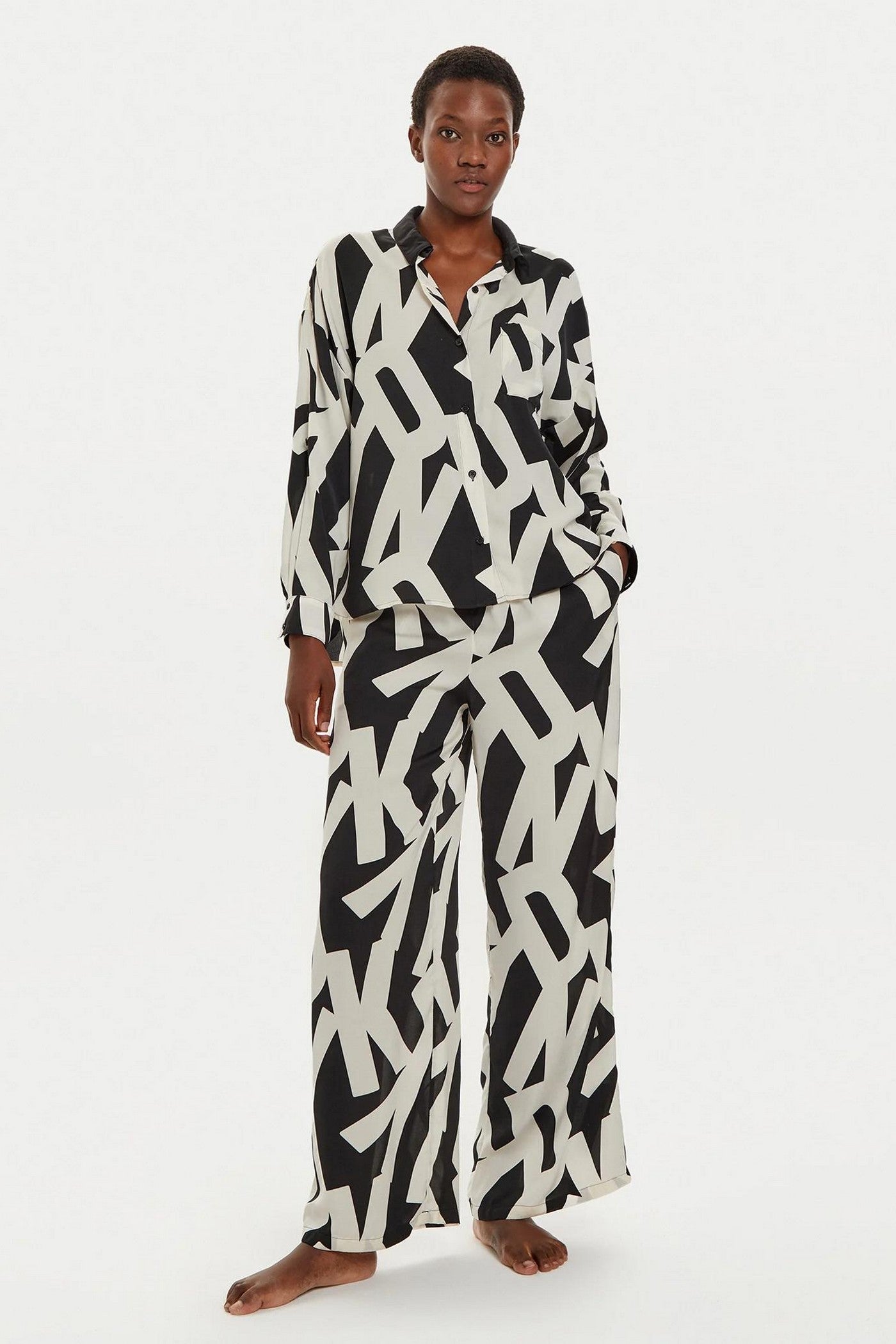 Пижама с брюками YI90019 002 black